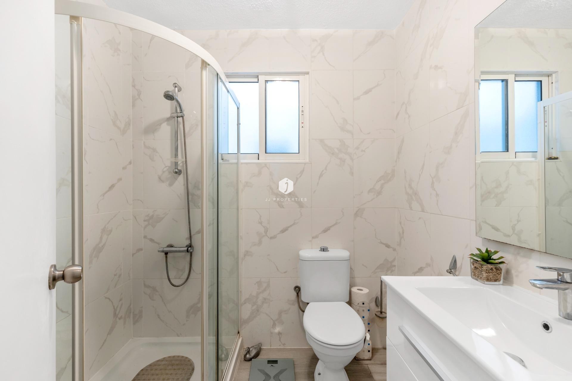 Tweedehands - Appartement / flat -
Torrevieja - Playa del Cura