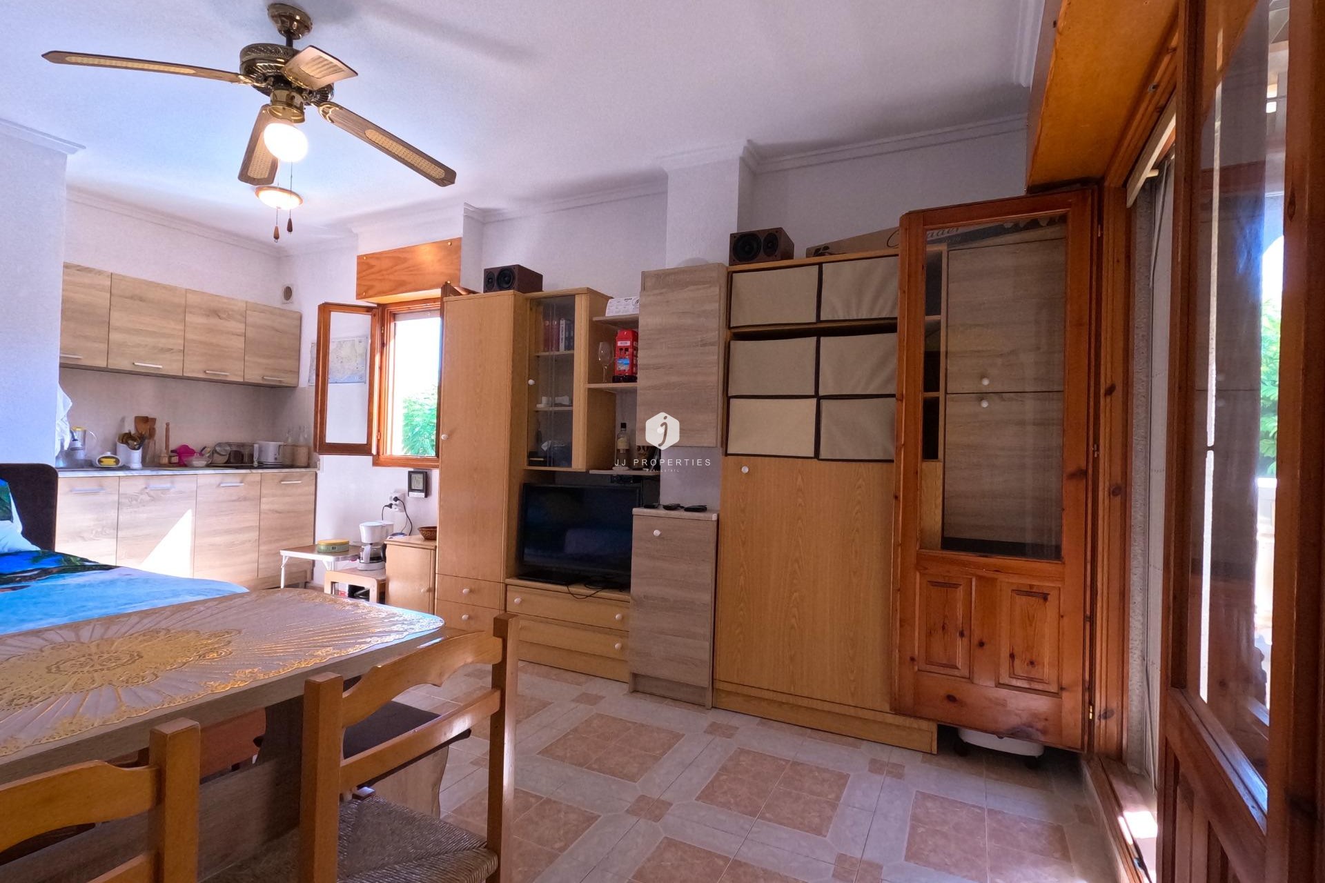 Tweedehands - Appartement / flat -
Torrevieja - Playa del Cura