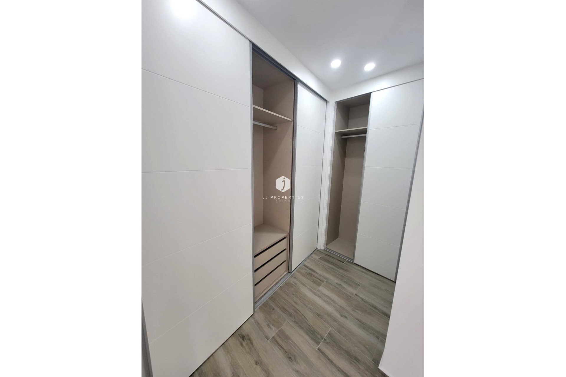 Tweedehands - Appartement / flat -
Torrevieja - Playa del Cura