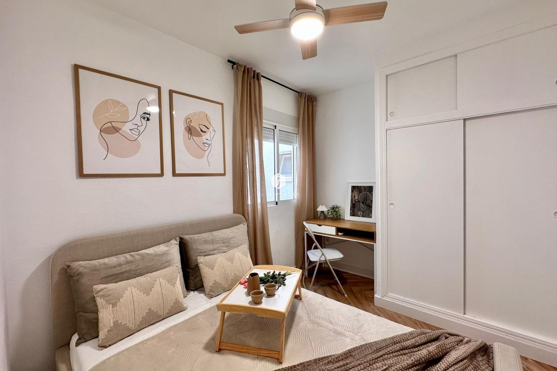 Tweedehands - Appartement / flat -
Torrevieja - Playa del Cura