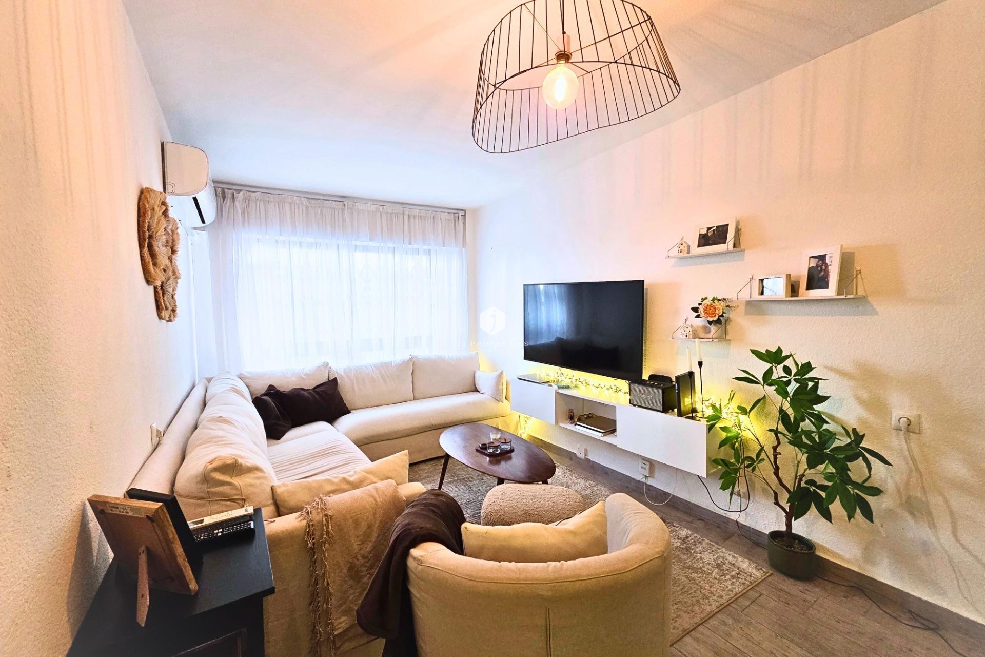 Tweedehands - Appartement / flat -
Torrevieja - Playa del Cura