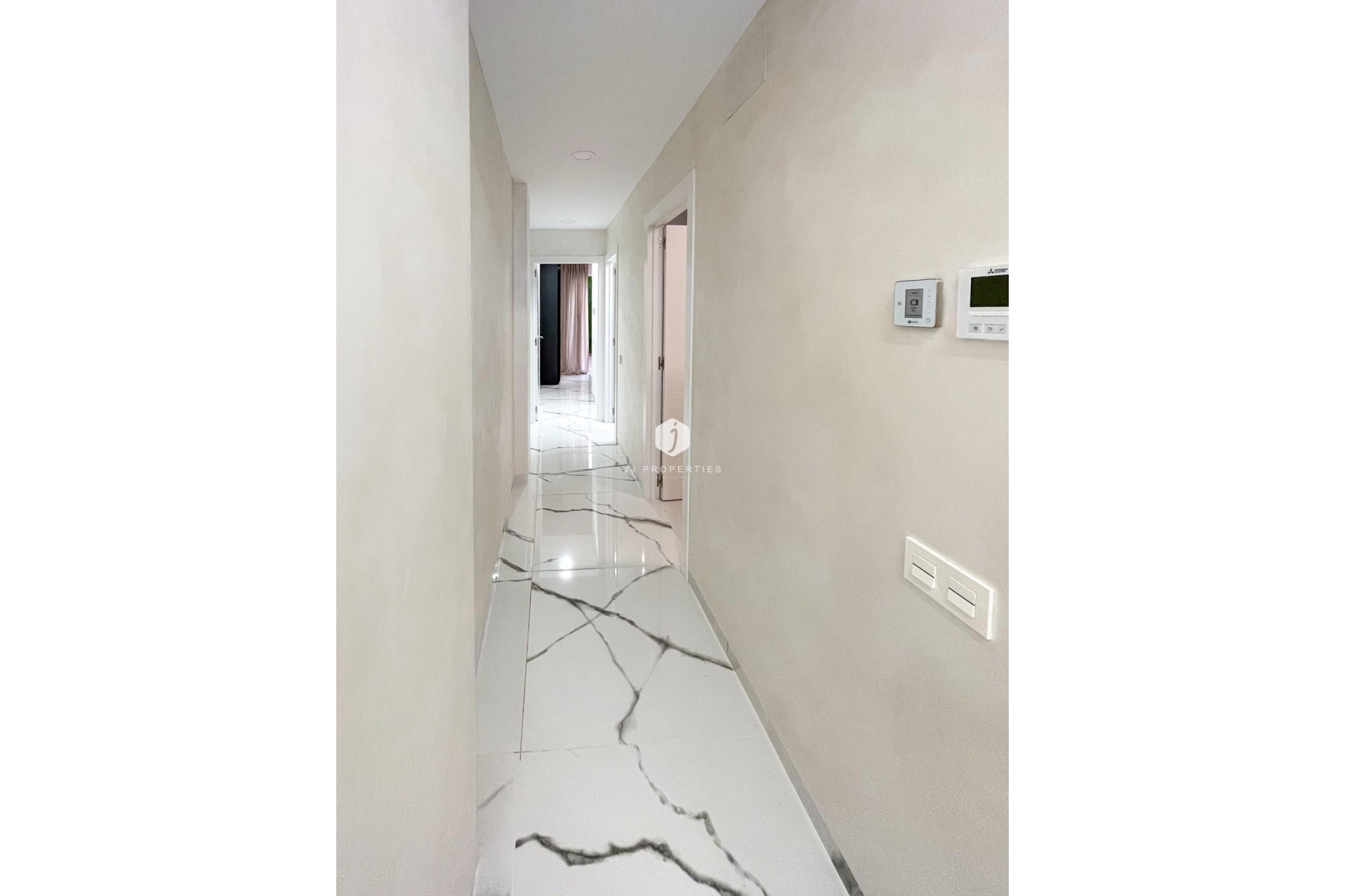 Tweedehands - Appartement / flat -
Torrevieja - Playa del Cura