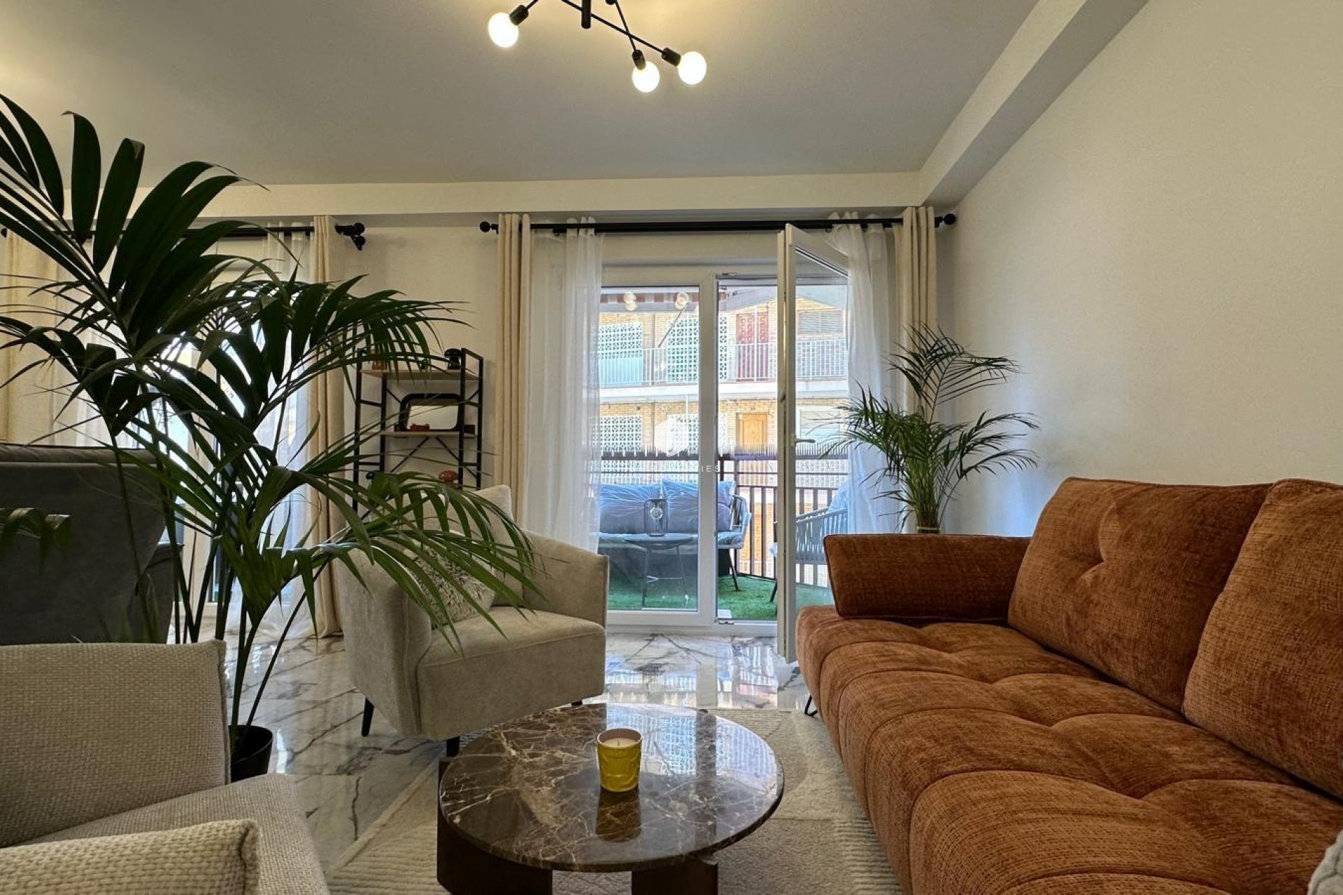 Tweedehands - Appartement / flat -
Torrevieja - Playa del Cura