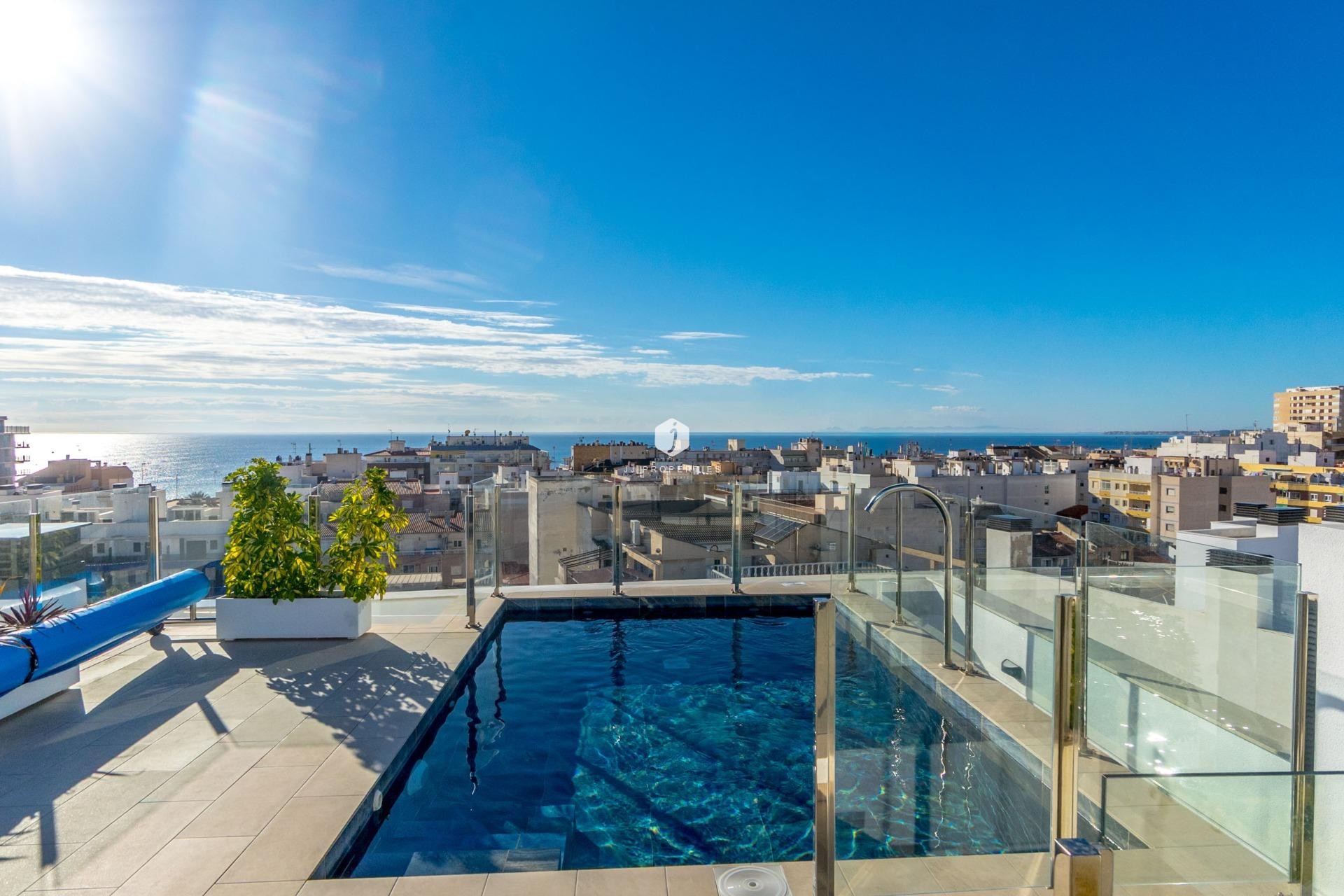 Tweedehands - Appartement / flat -
Torrevieja - Playa del Cura