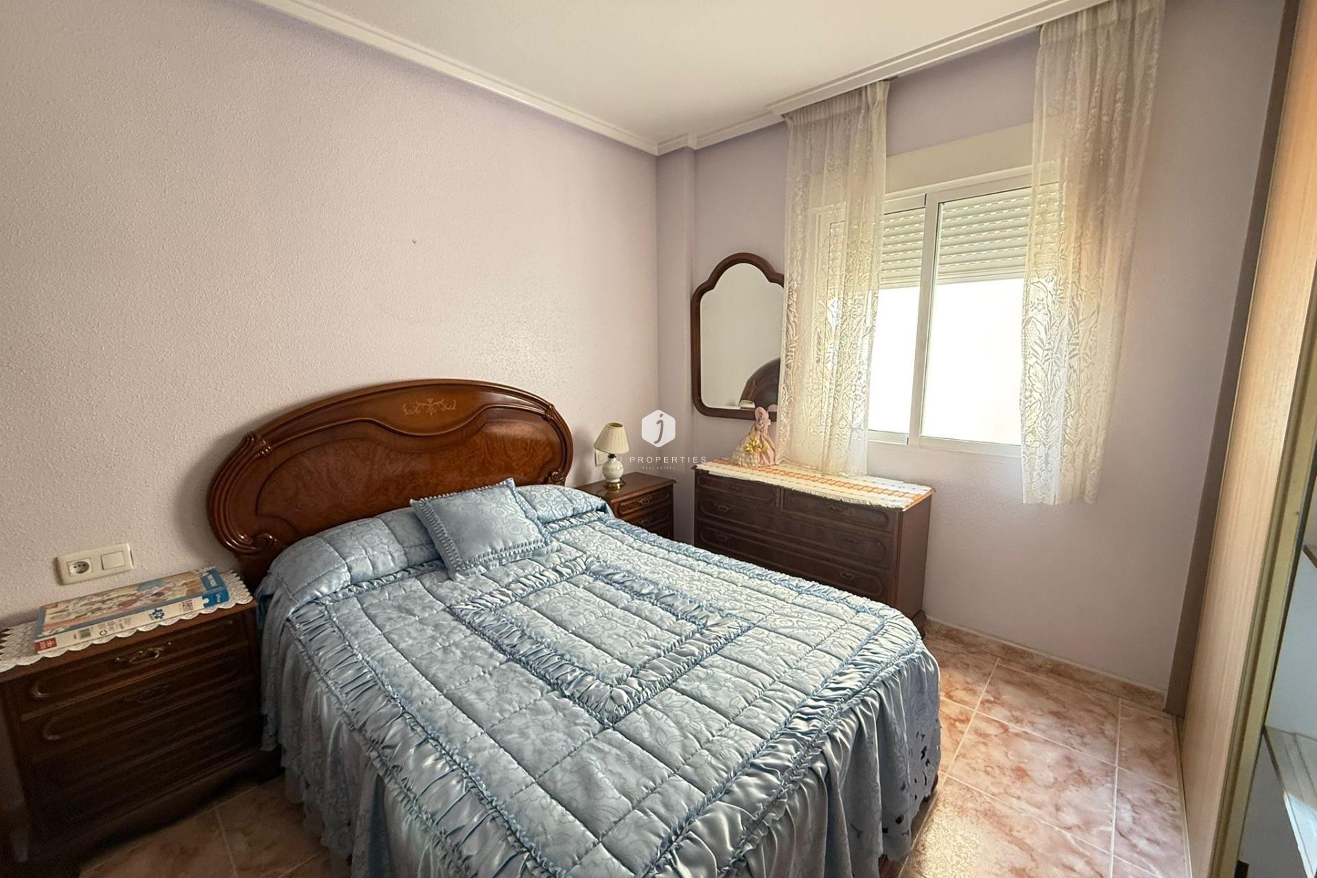 Tweedehands - Appartement / flat -
Torrevieja - Playa del Cura