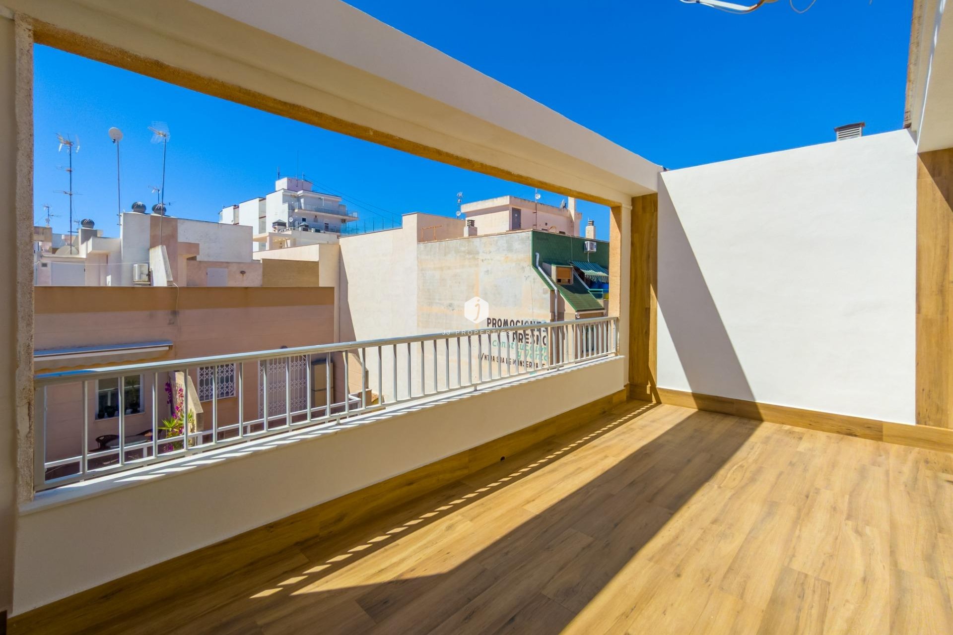 Tweedehands - Appartement / flat -
Torrevieja - Playa del Cura