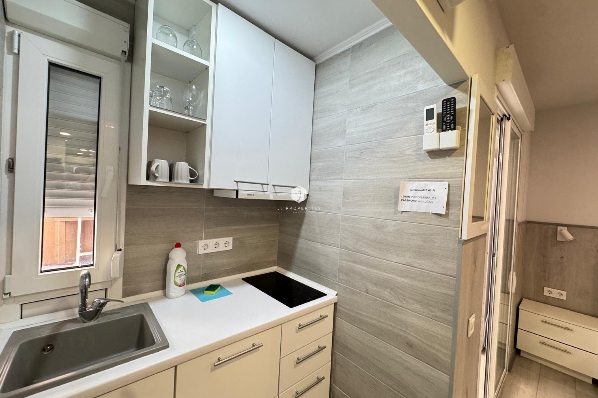 Tweedehands - Appartement / flat -
Torrevieja - Playa del Cura