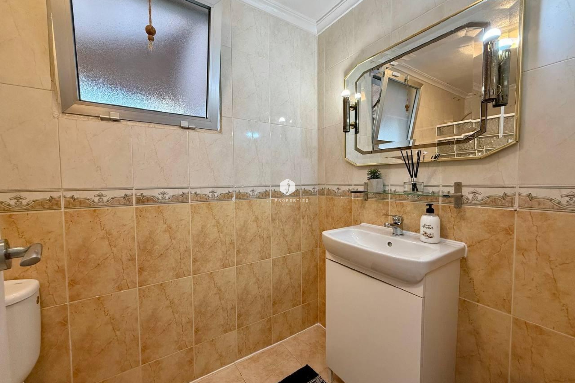 Tweedehands - Appartement / flat -
Torrevieja - Playa del Cura