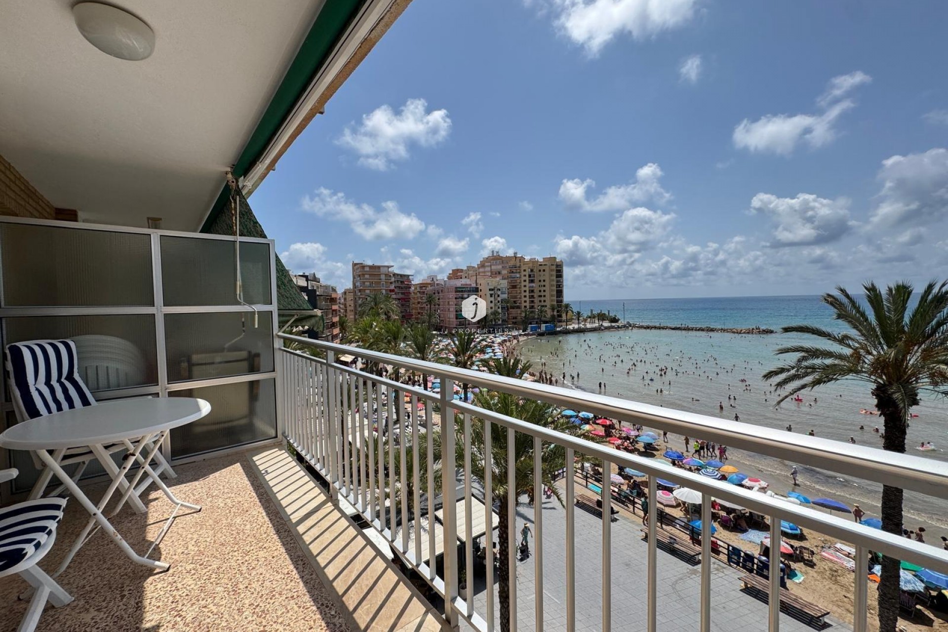 Tweedehands - Appartement / flat -
Torrevieja - Playa del Cura