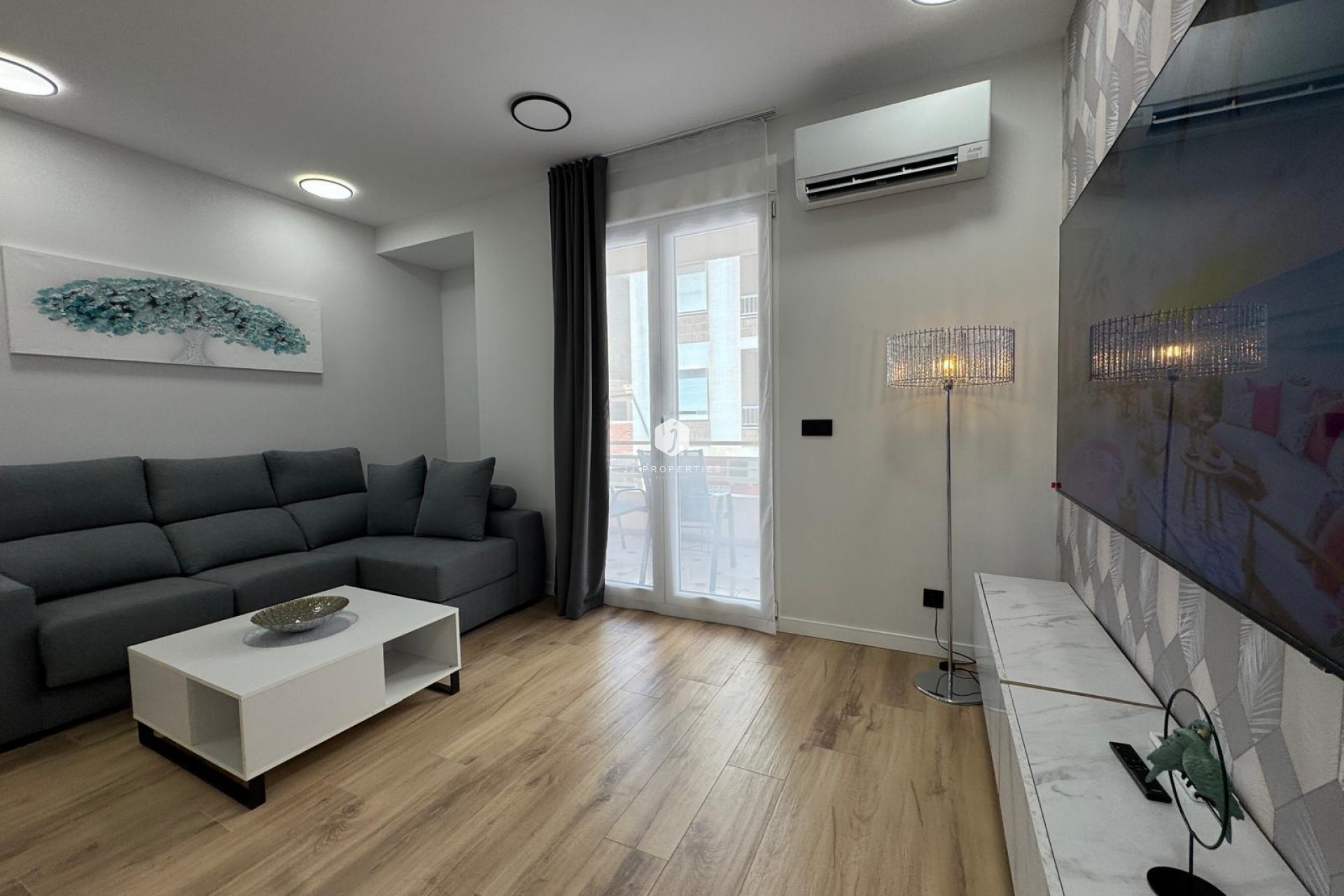 Tweedehands - Appartement / flat -
Torrevieja - Playa del Cura