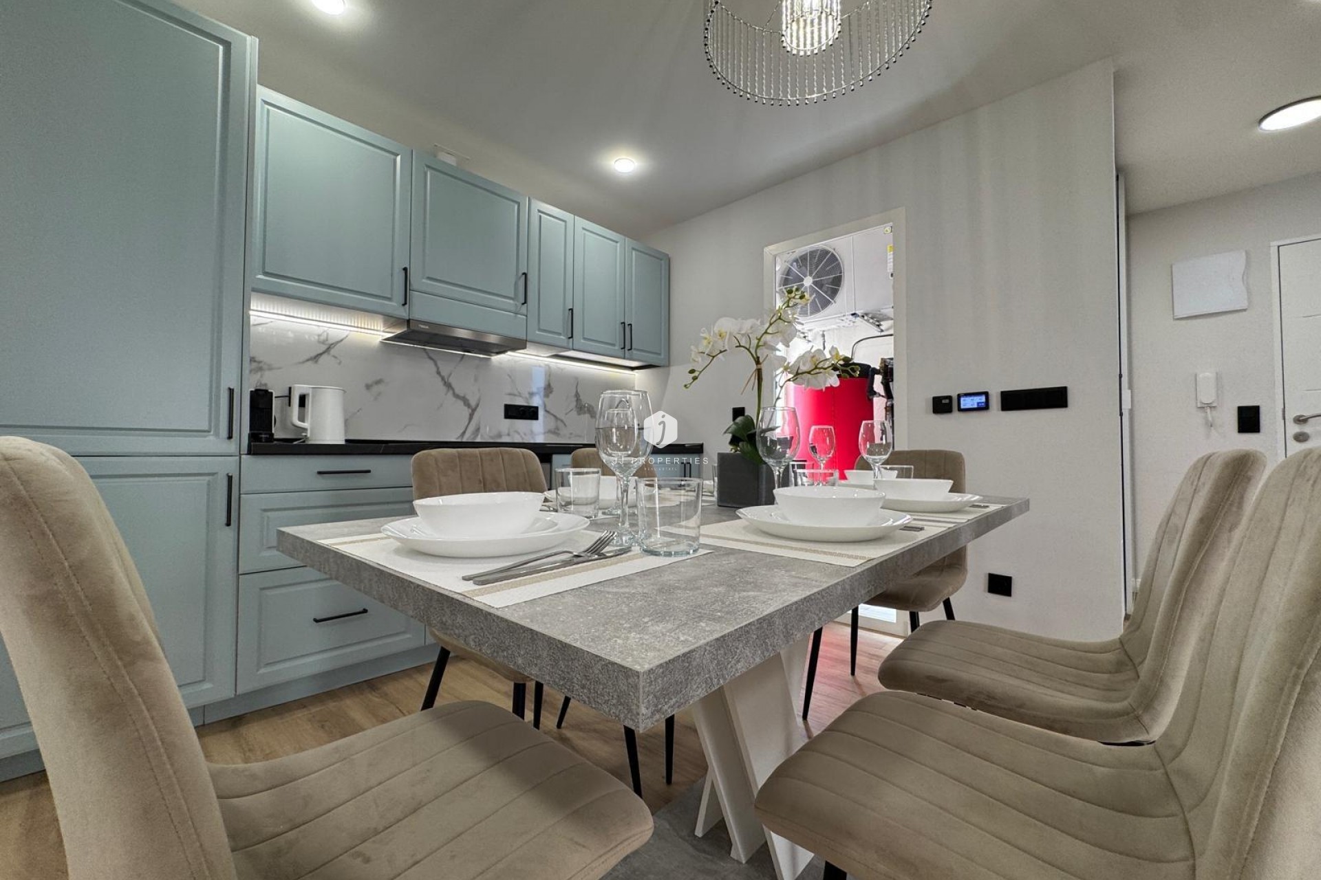 Tweedehands - Appartement / flat -
Torrevieja - Playa del Cura