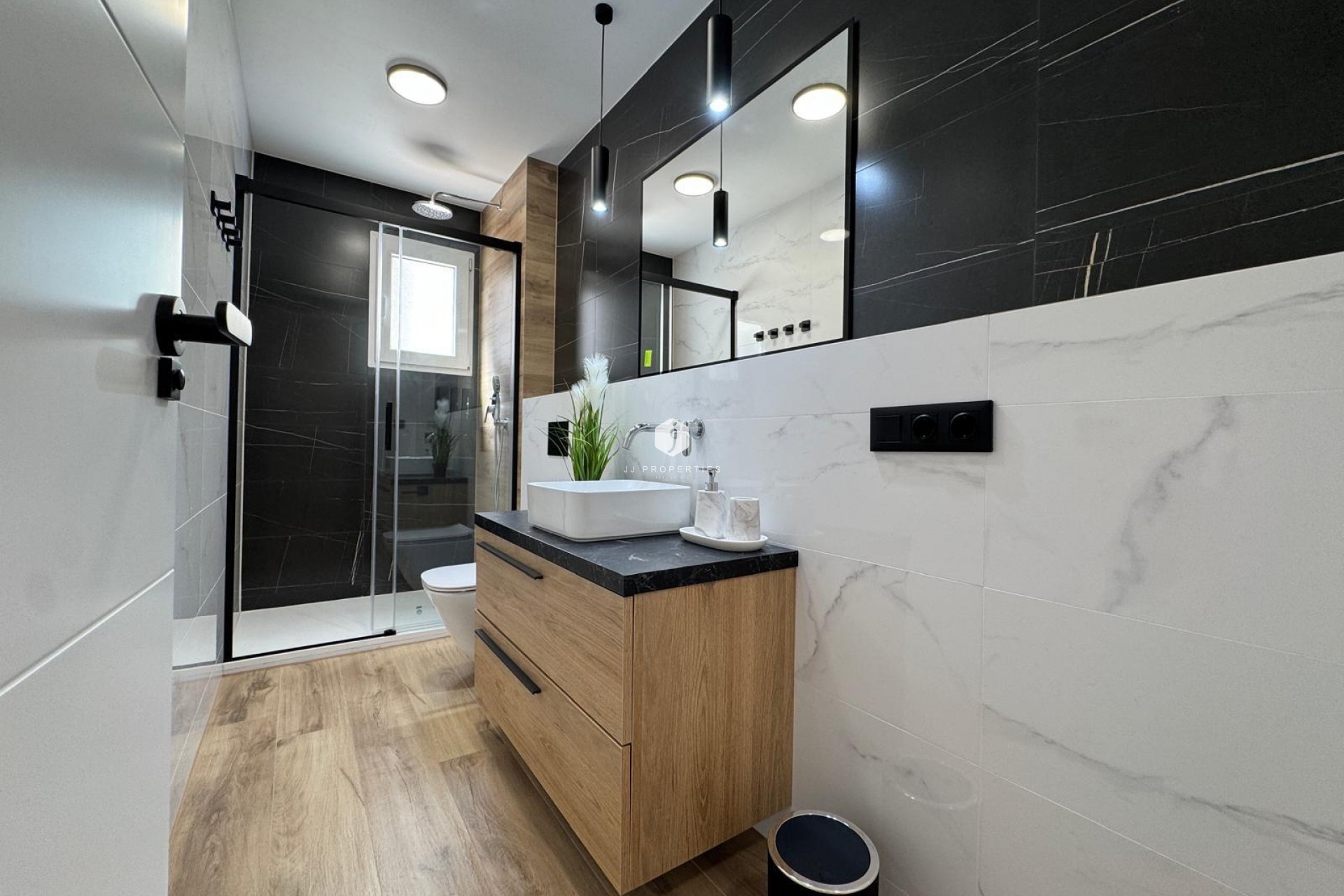 Tweedehands - Appartement / flat -
Torrevieja - Playa del Cura
