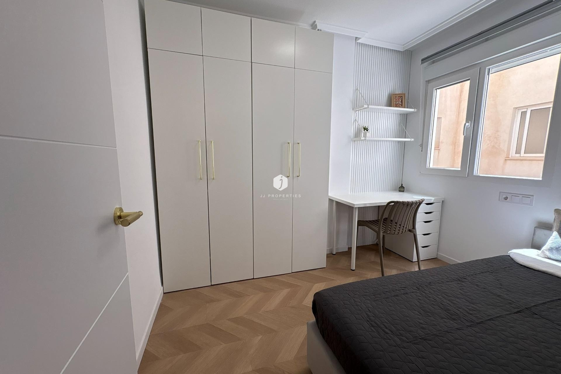 Tweedehands - Appartement / flat -
Torrevieja - Playa del Cura
