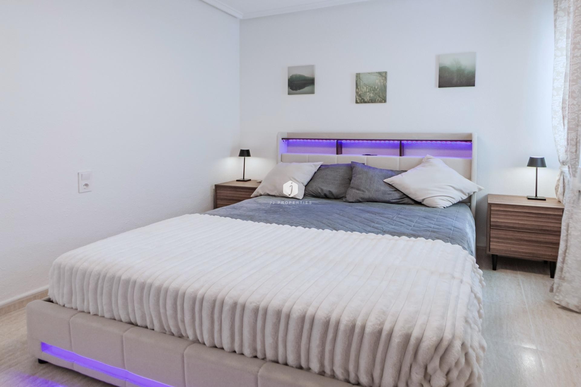 Tweedehands - Appartement / flat -
Torrevieja - Playa del Cura