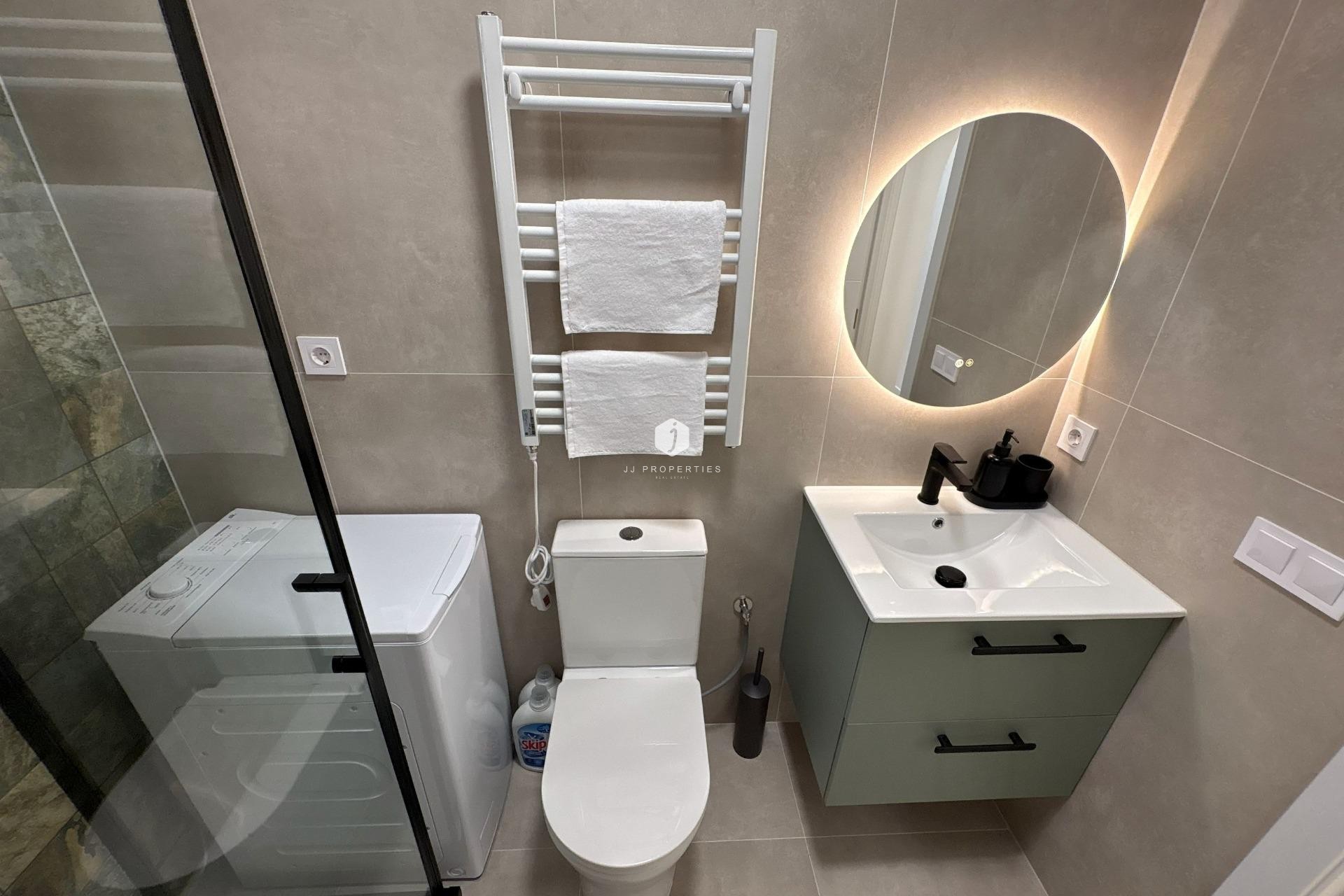 Tweedehands - Appartement / flat -
Torrevieja - Playa del Cura
