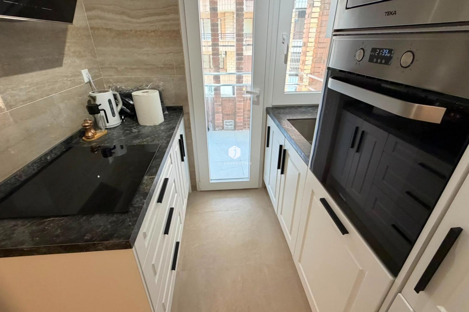 Tweedehands - Appartement / flat -
Torrevieja - Playa del Cura