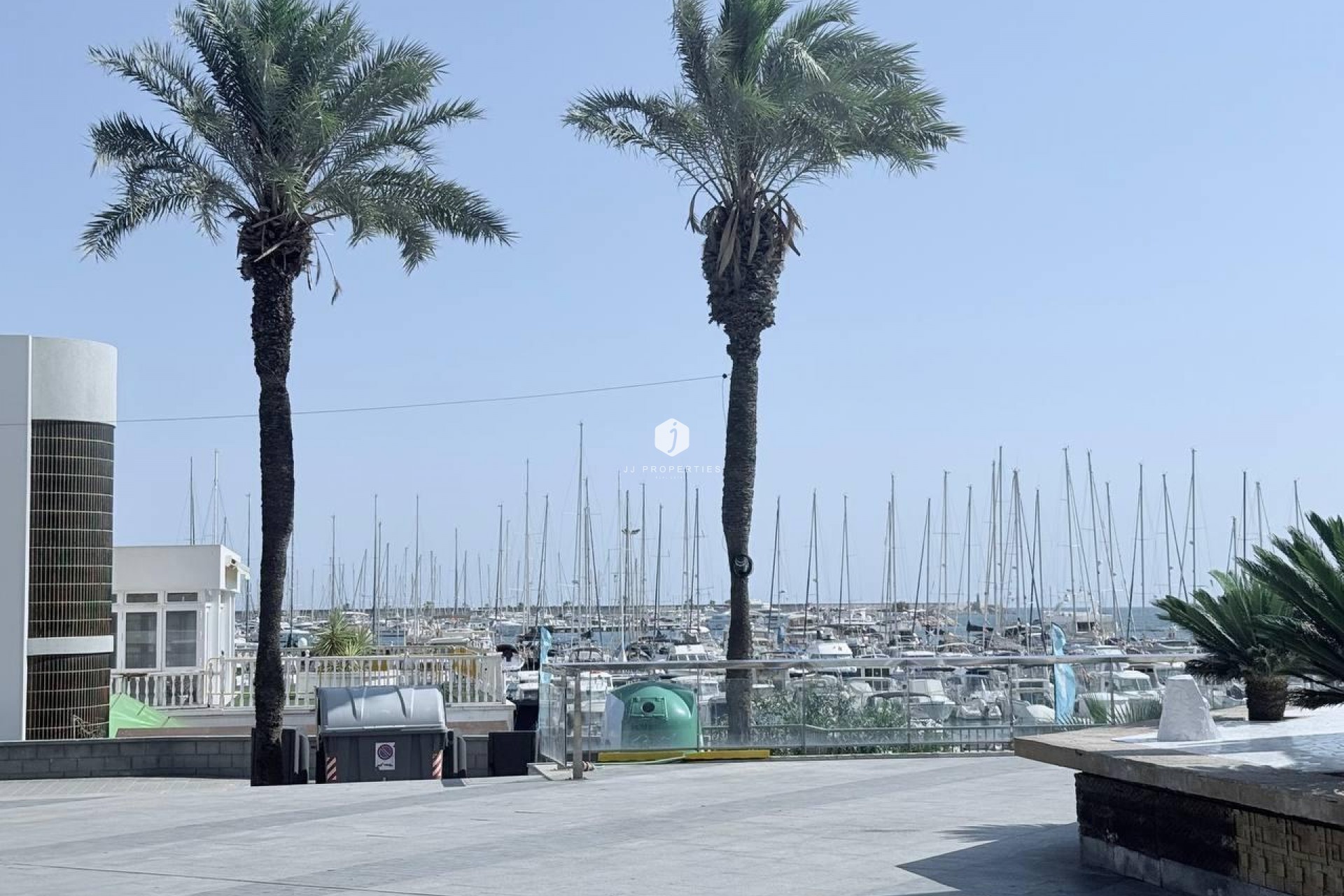 Tweedehands - Appartement / flat -
Torrevieja - Puerto