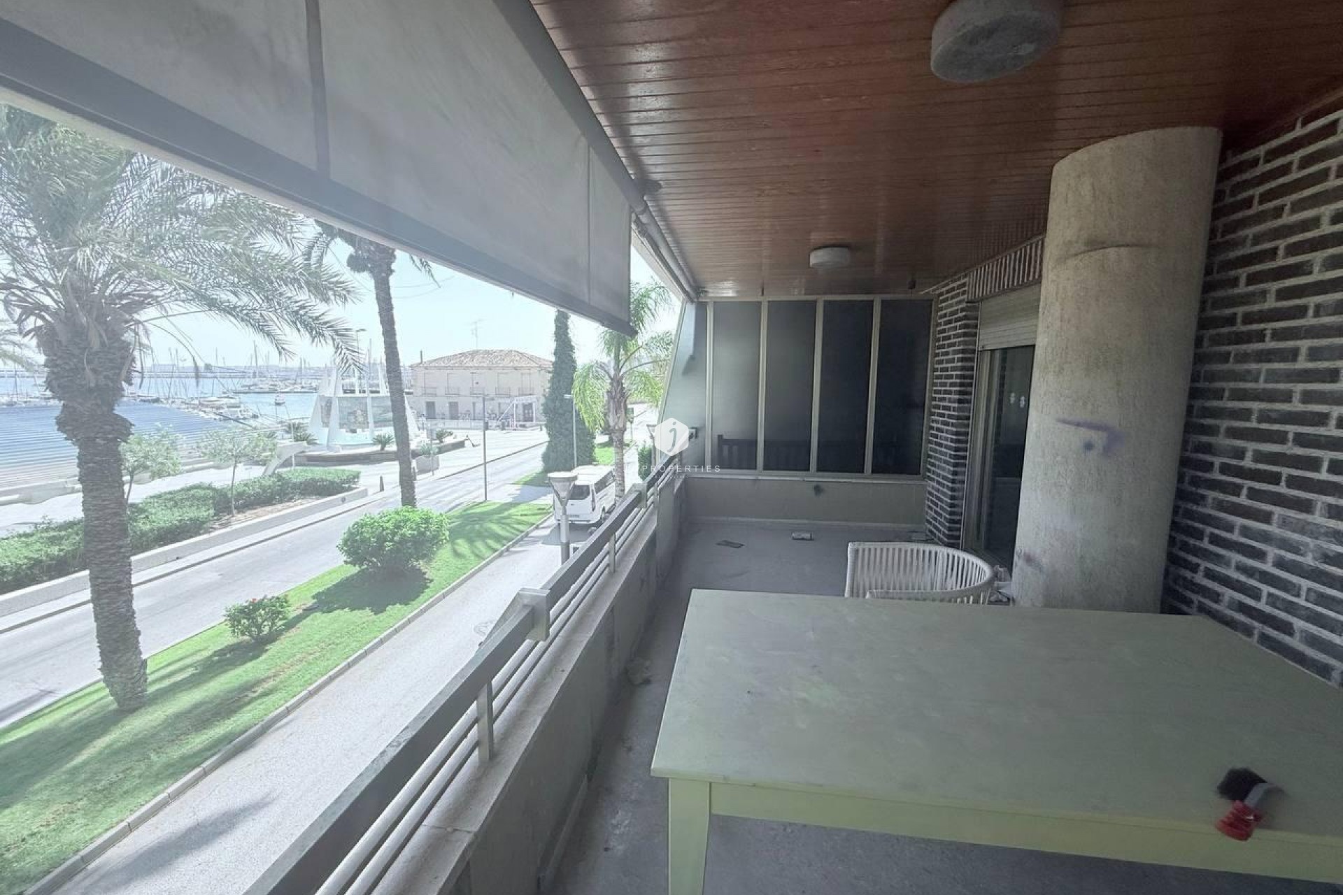 Tweedehands - Appartement / flat -
Torrevieja - Puerto