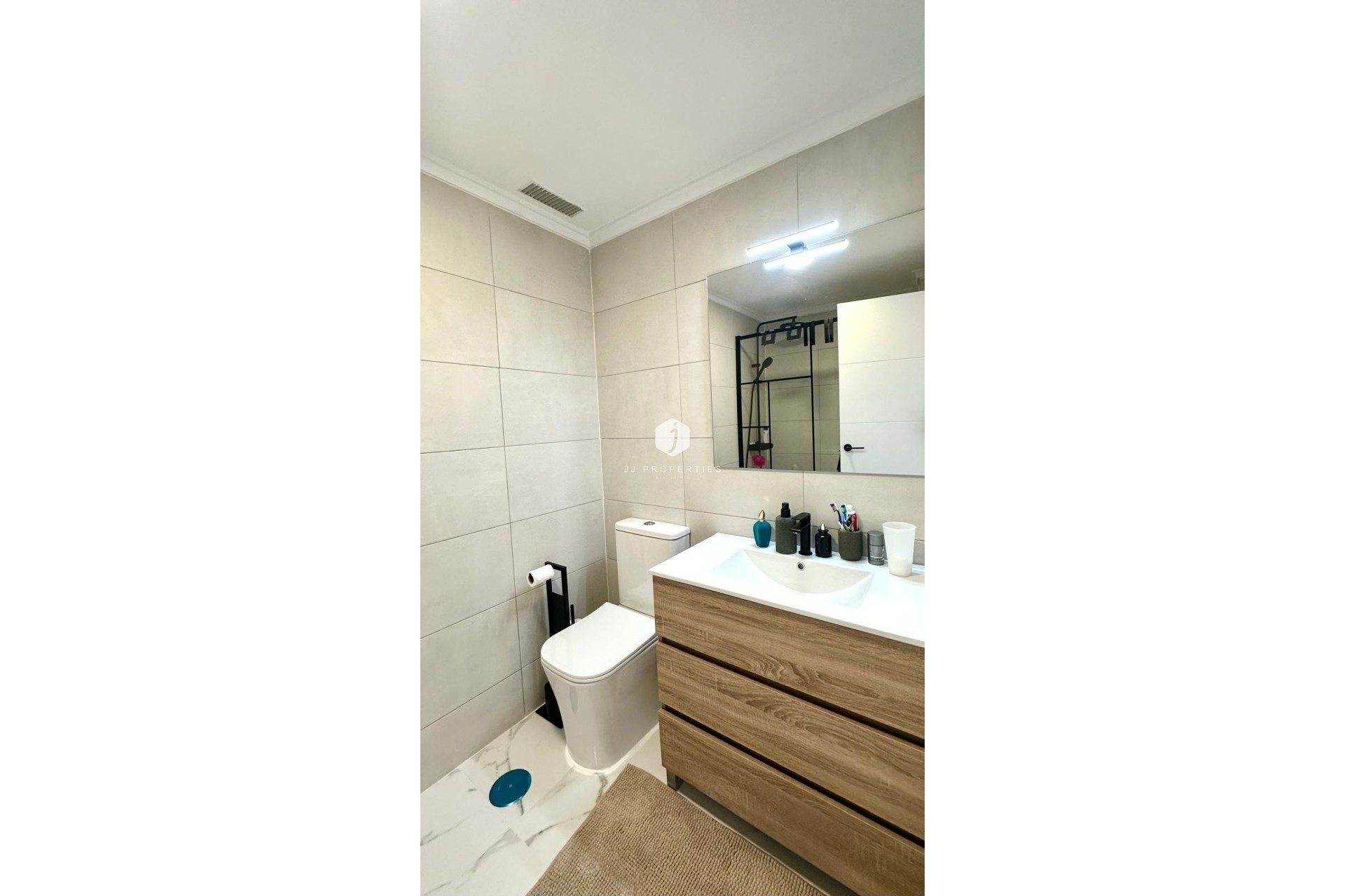 Tweedehands - Appartement / flat -
Torrevieja - Punta prima