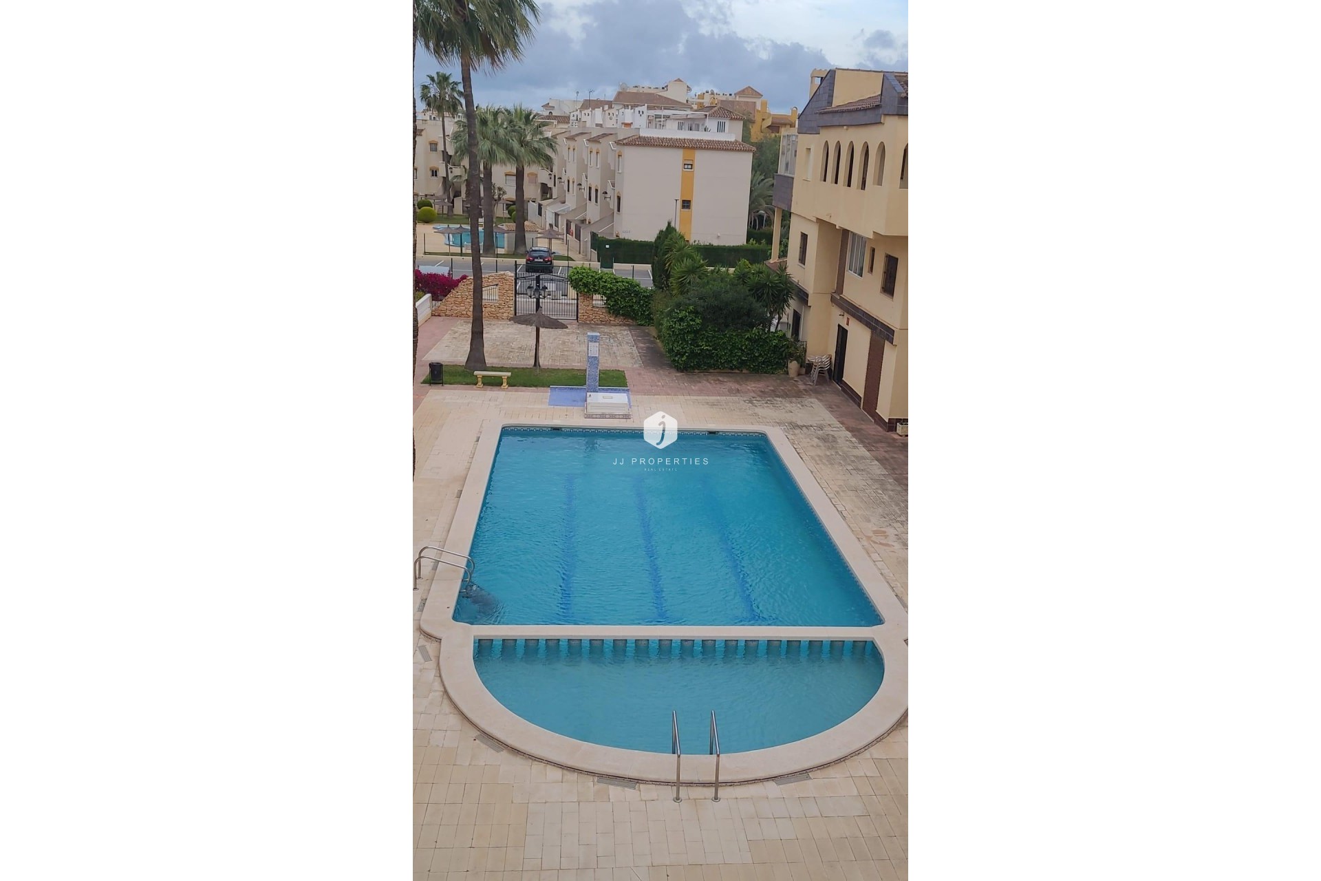 Tweedehands - Appartement / flat -
Torrevieja - Punta prima