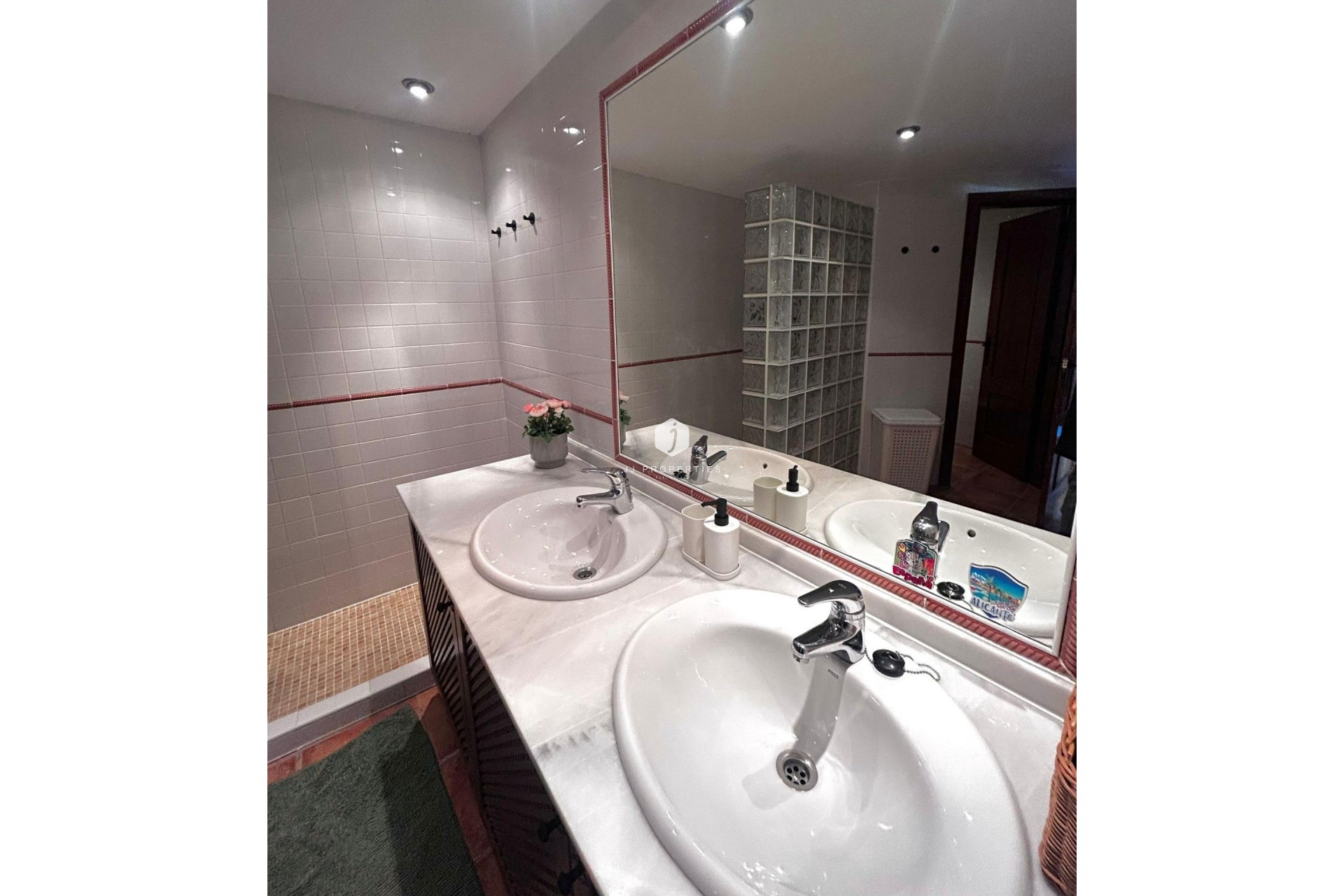 Tweedehands - Appartement / flat -
Torrevieja - Punta prima