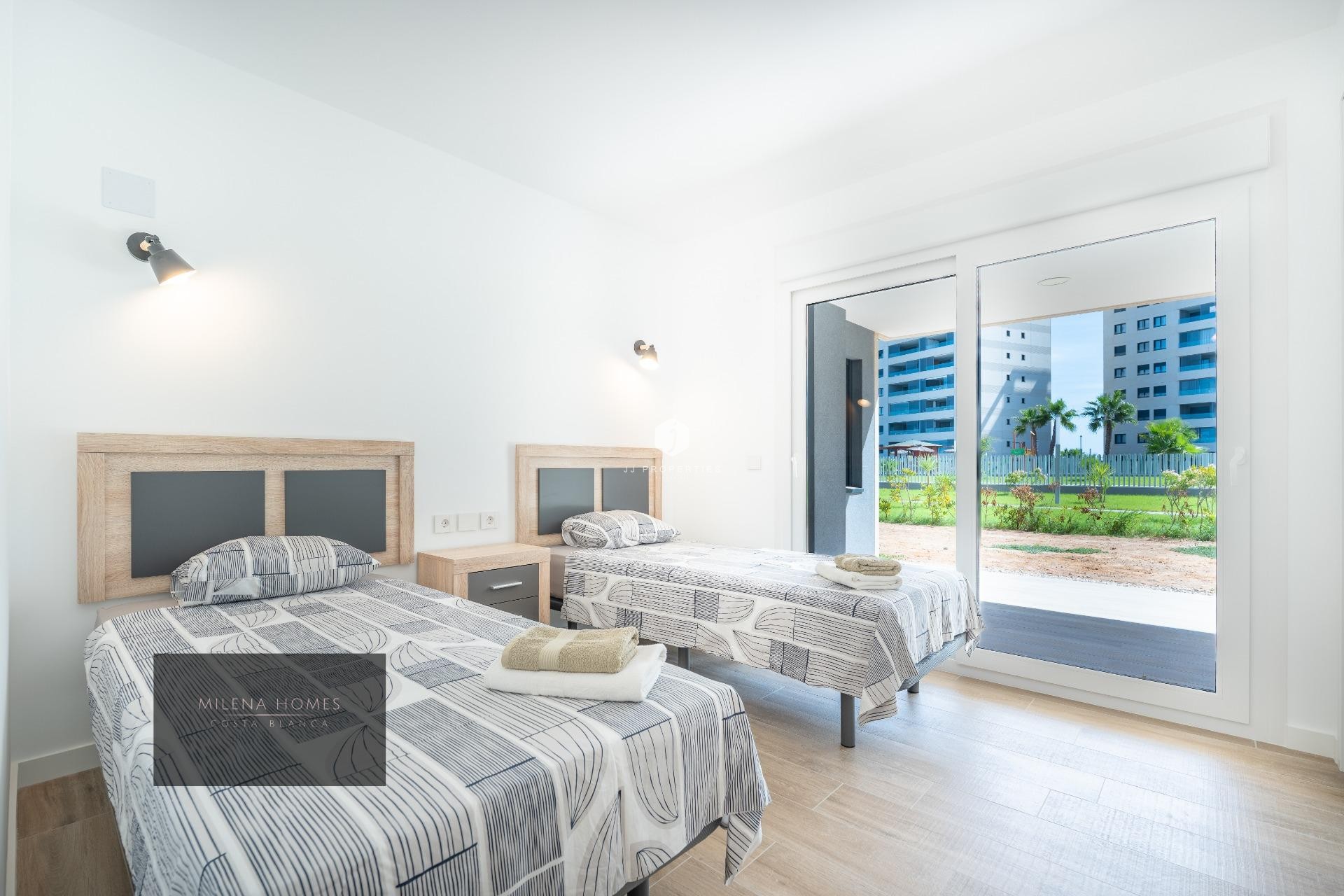 Tweedehands - Appartement / flat -
Torrevieja - Punta prima