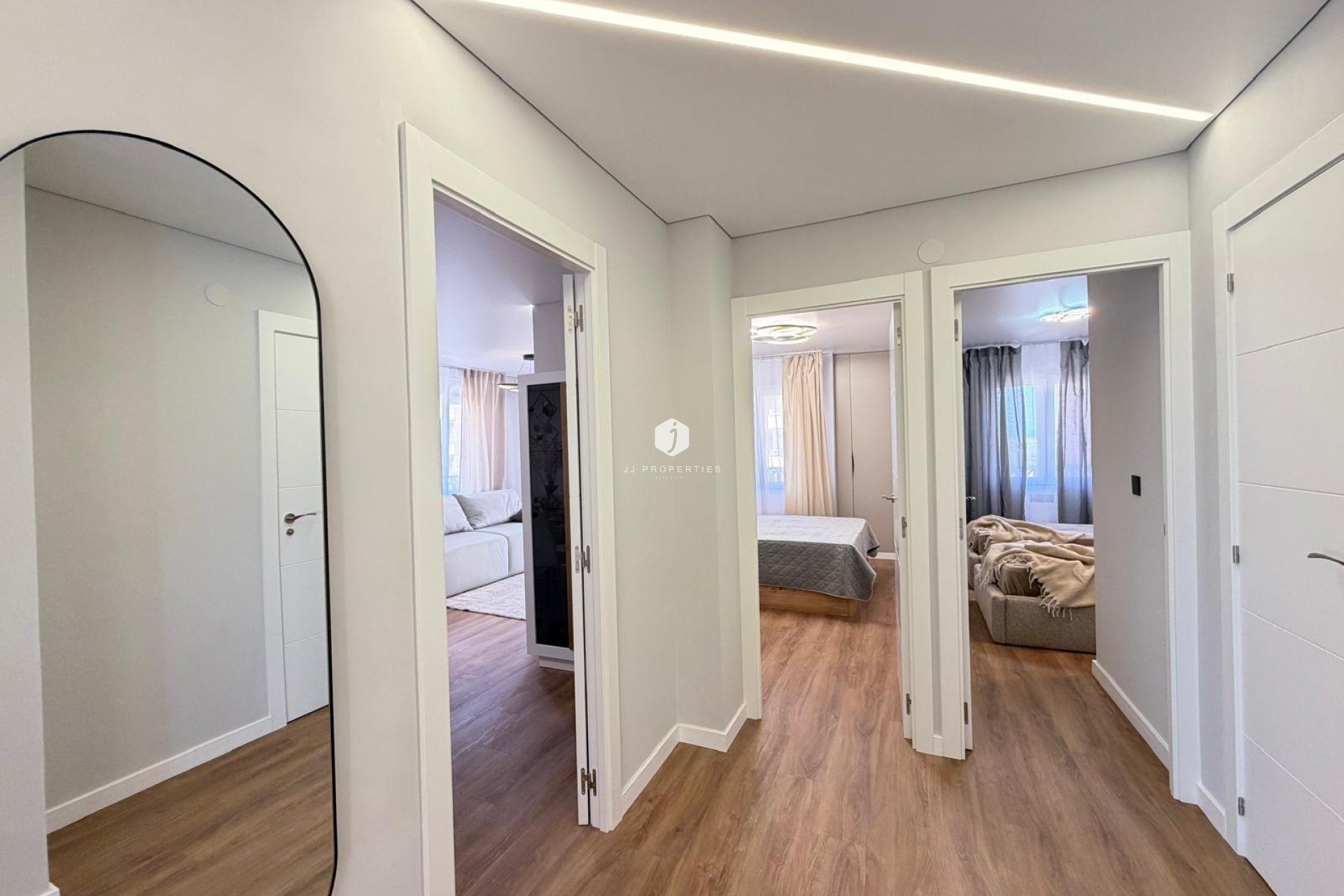 Tweedehands - Appartement / flat -
Torrevieja - Punta prima