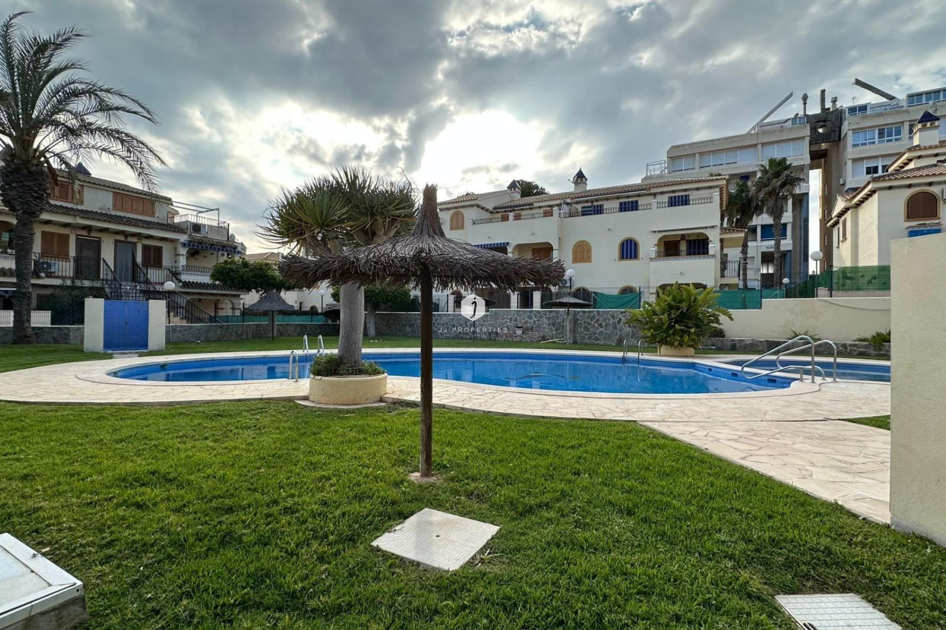 Tweedehands - Appartement / flat -
Torrevieja - Sector 25