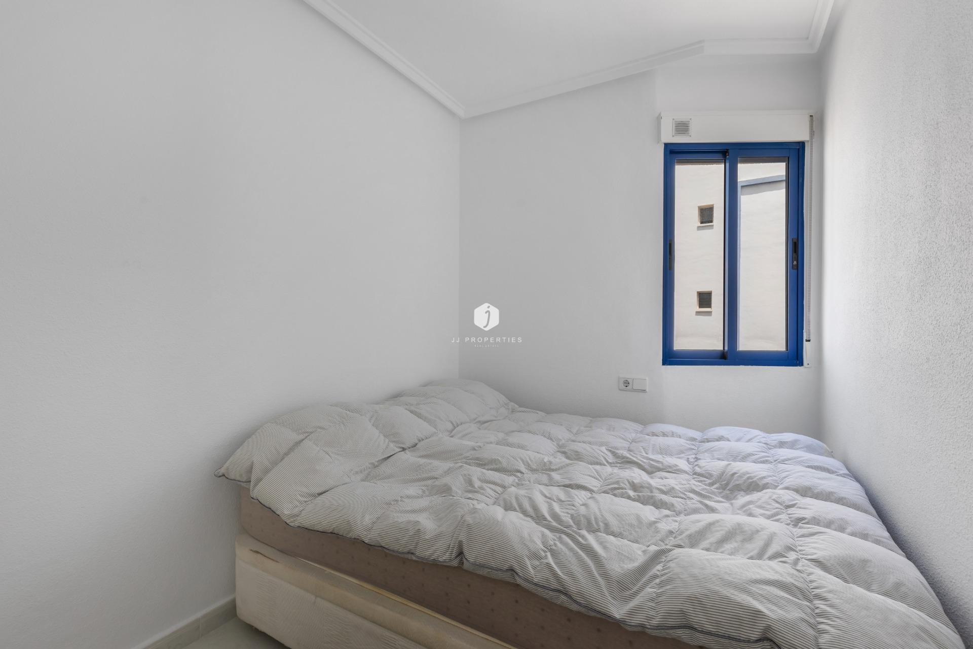 Tweedehands - Appartement / flat -
Torrevieja - Torreblanca