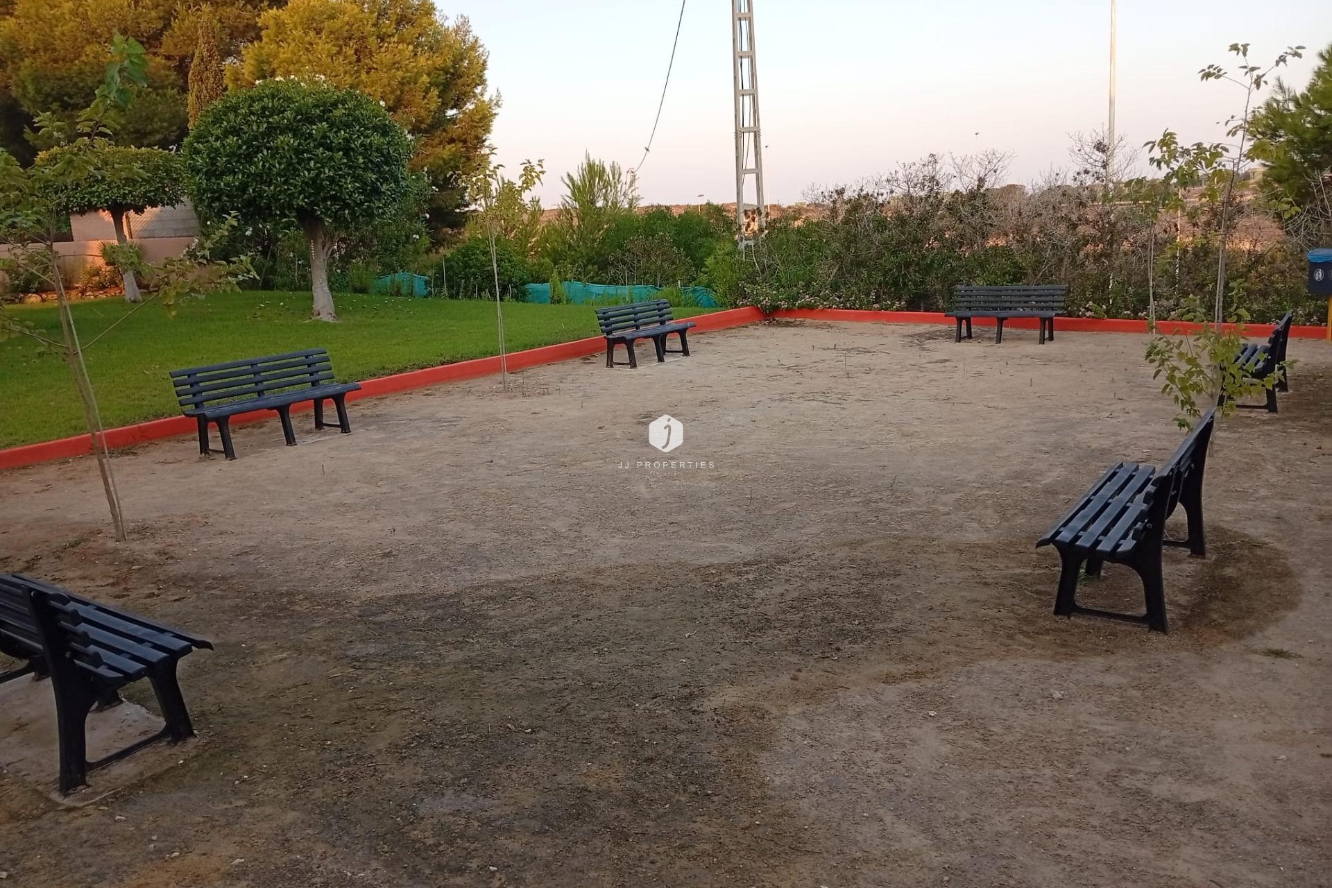 Tweedehands - Appartement / flat -
Torrevieja - Torreblanca