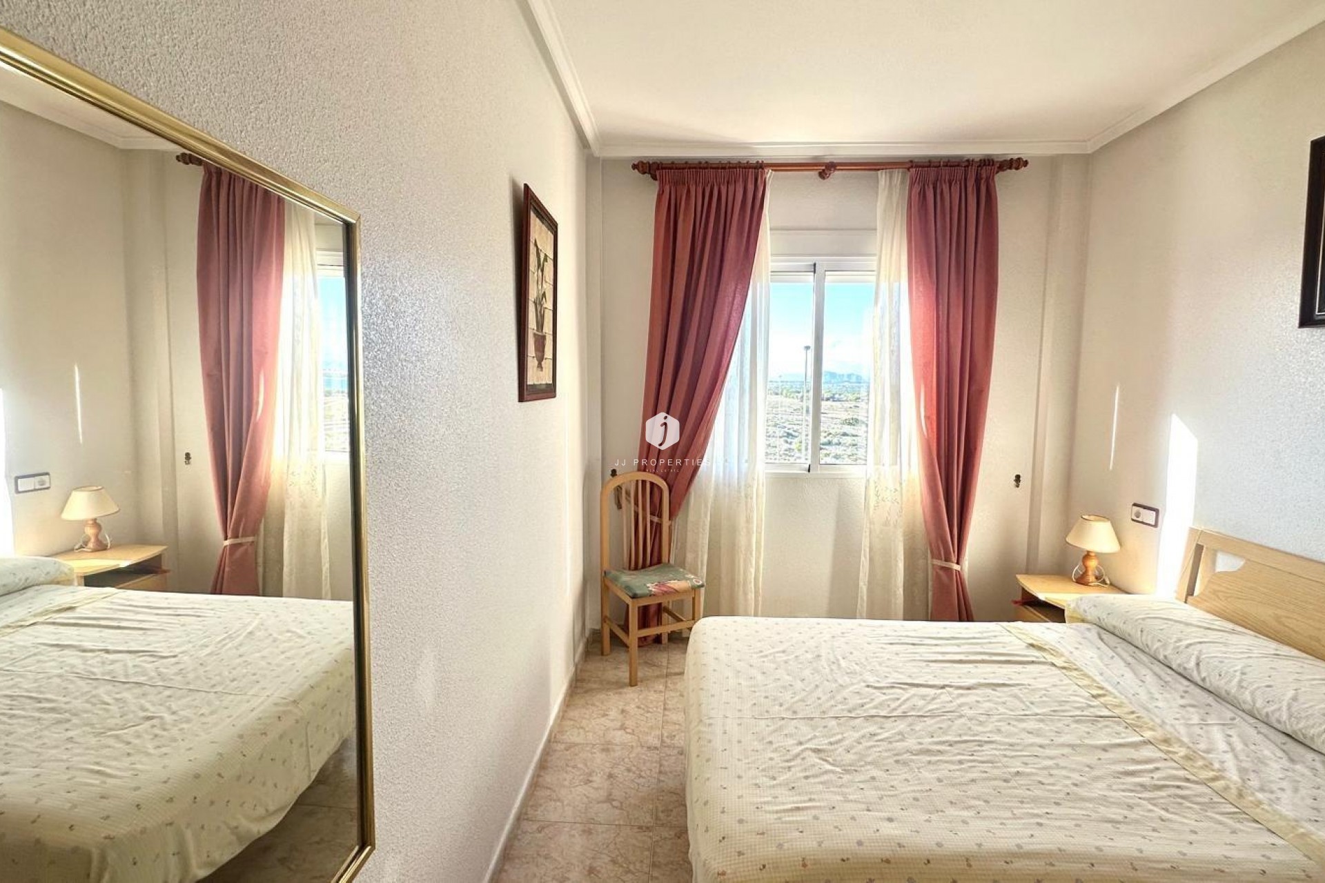 Tweedehands - Appartement / flat -
Torrevieja - Torreblanca