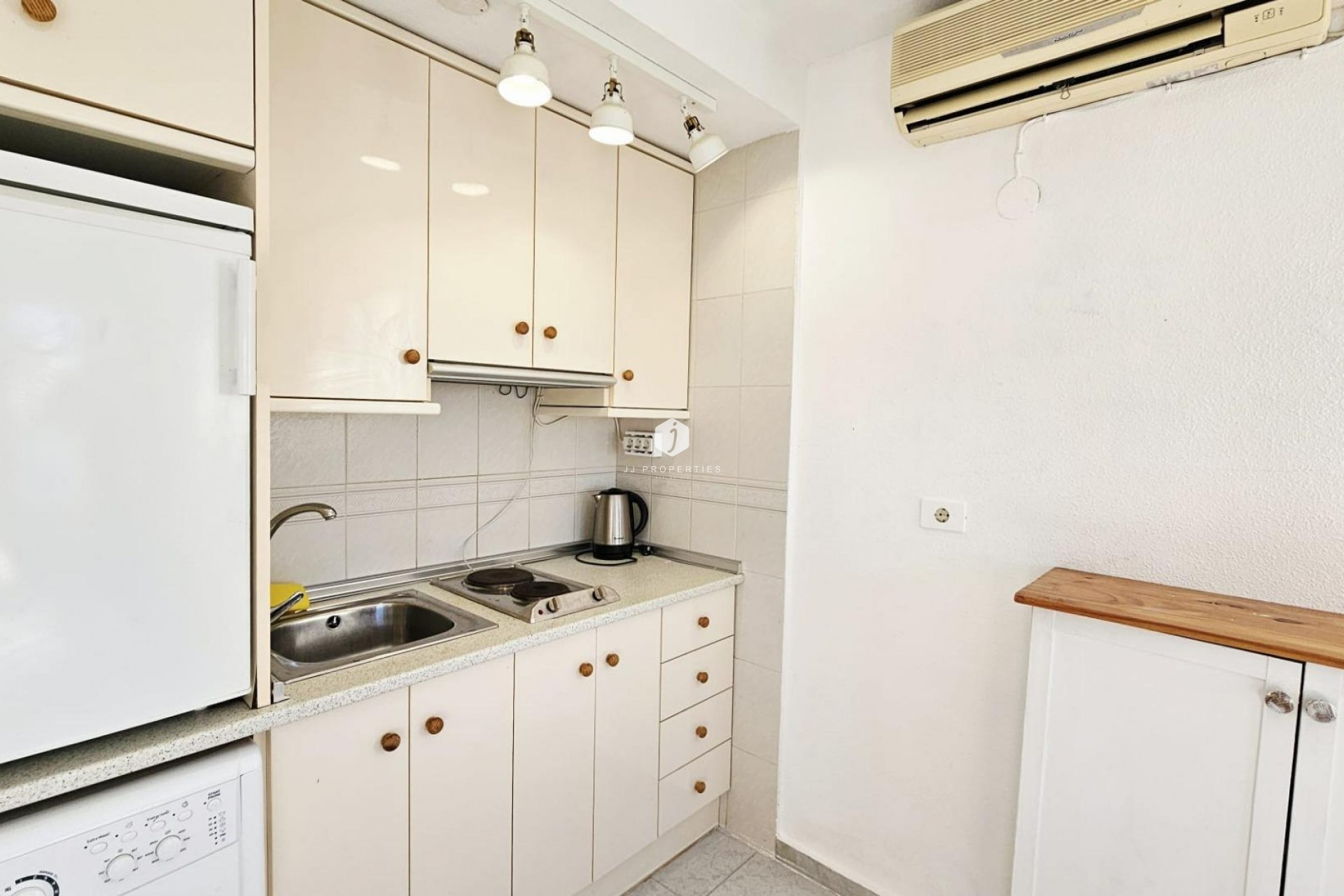 Tweedehands - Appartement / flat -
Torrevieja - Torreblanca