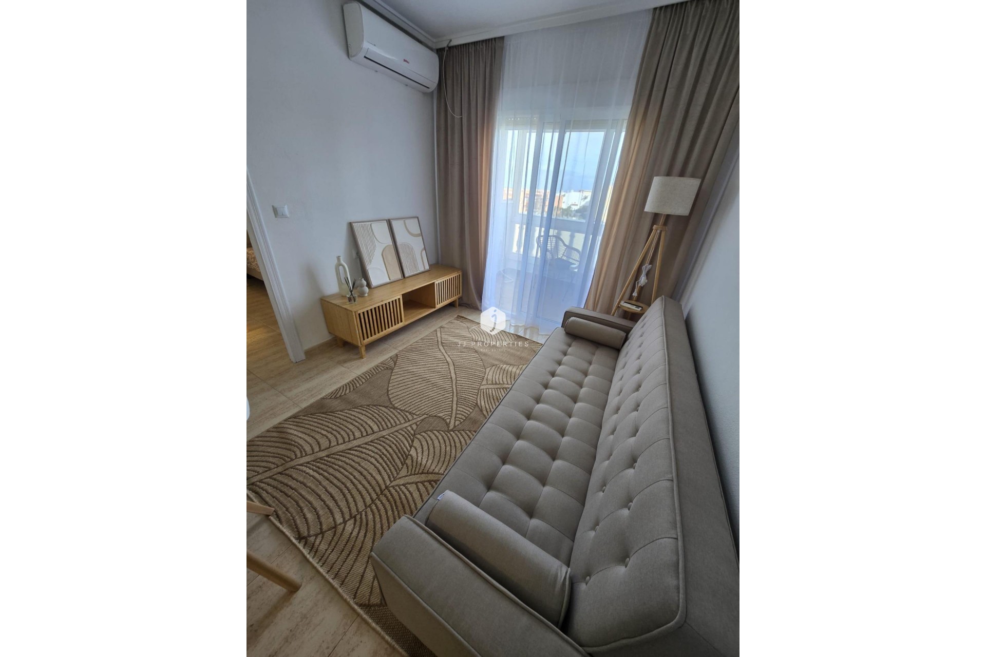 Tweedehands - Appartement / flat -
Torrevieja - Torreblanca