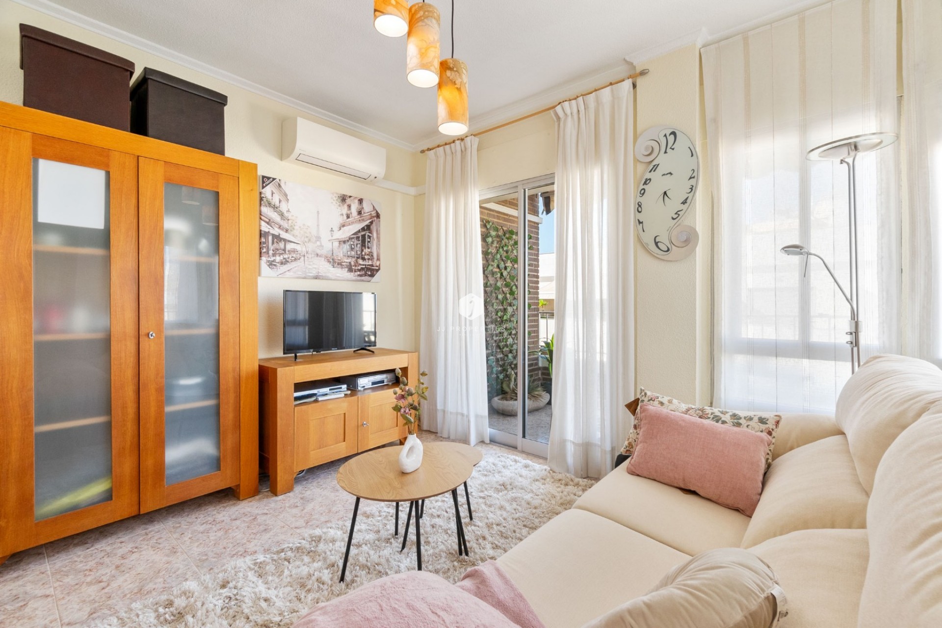 Tweedehands - Appartement / flat -
Torrevieja - Torrevieja Centro