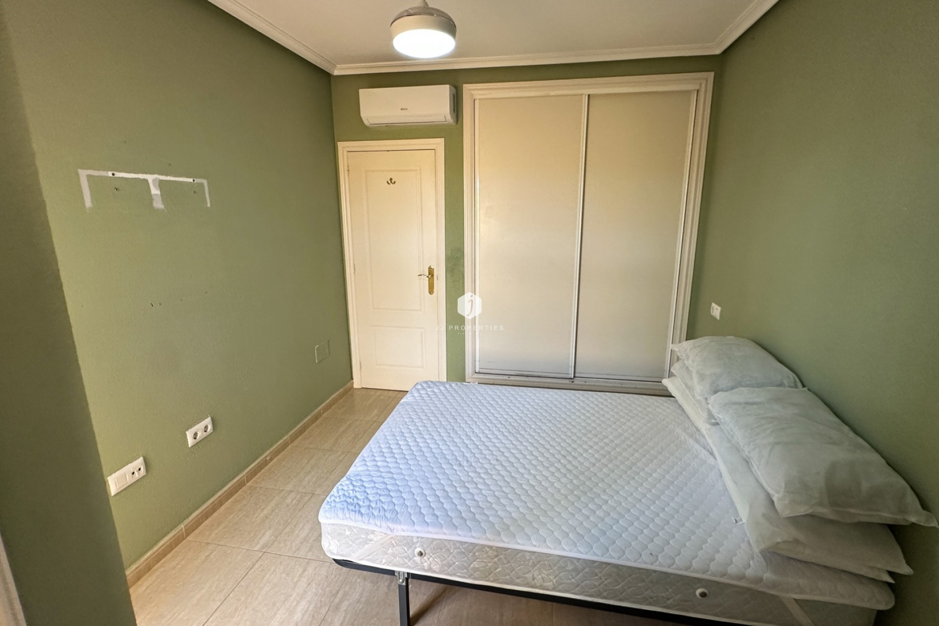 Tweedehands - Bungalow -
Daya Nueva - Costa Blanca