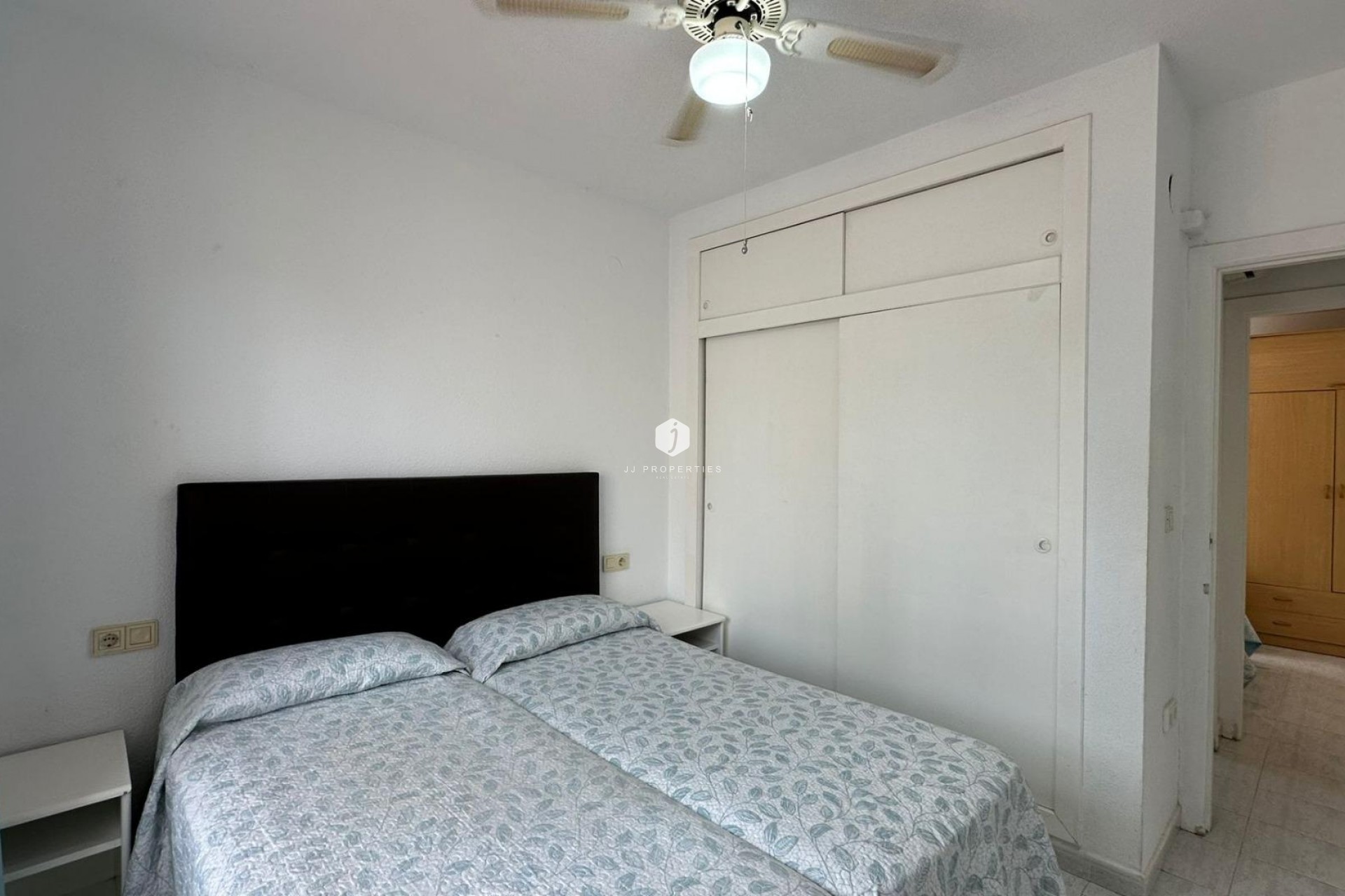 Tweedehands - Bungalow -
Orihuela Costa - Los Almendros-la Florida