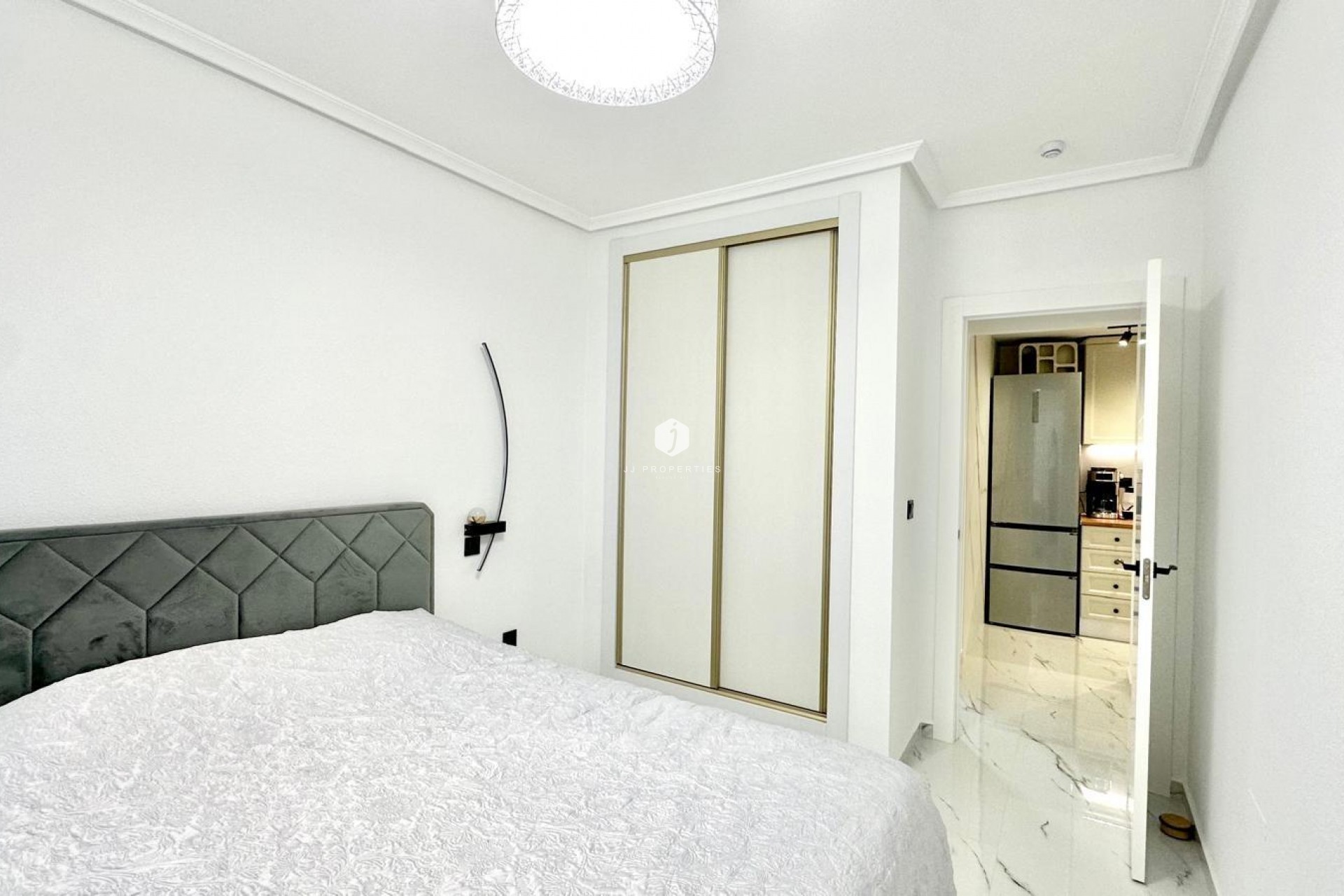 Tweedehands - Bungalow -
Orihuela Costa - Playa Flamenca Norte