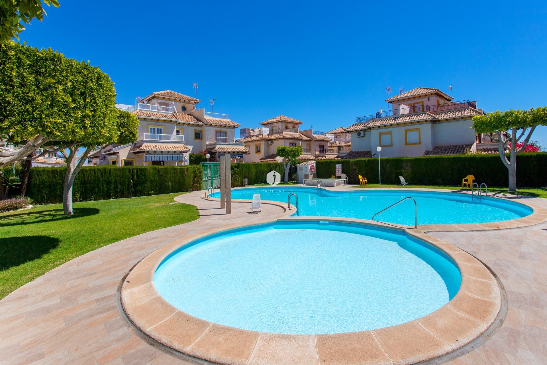 Tweedehands - Bungalow -
Orihuela Costa - Punta Prima
