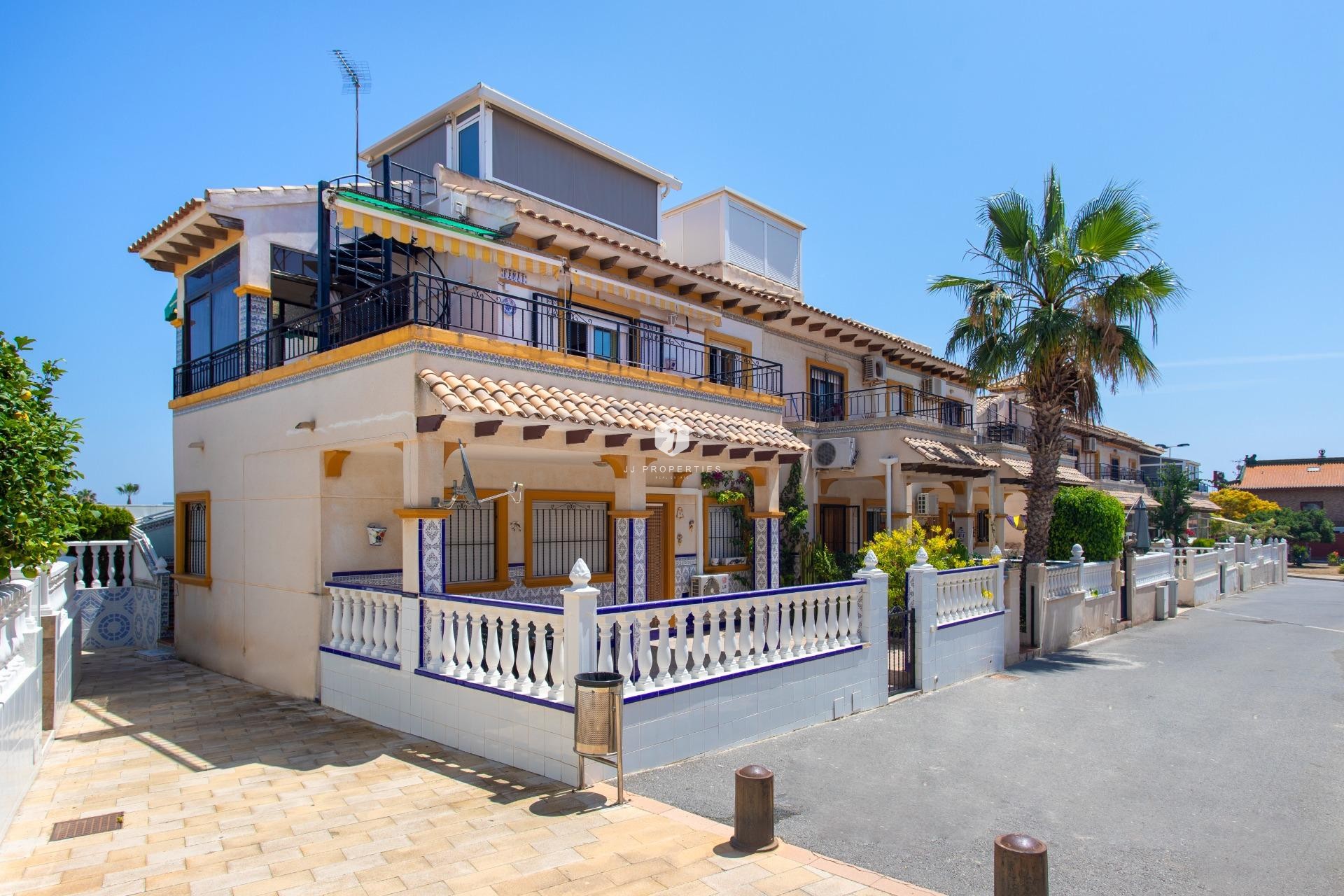 Tweedehands - Bungalow -
Orihuela Costa - Punta Prima