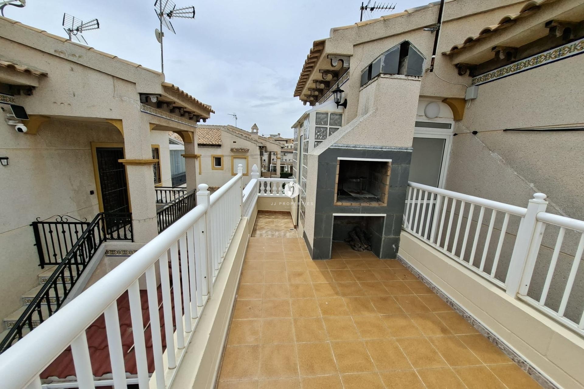 Tweedehands - Bungalow -
Orihuela Costa - Punta Prima