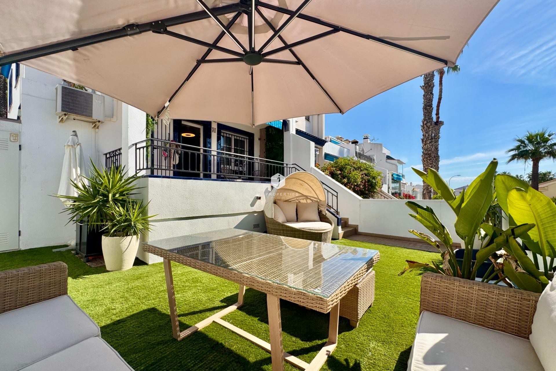 Tweedehands - Bungalow -
Orihuela Costa - Villamartín-las Filipinas