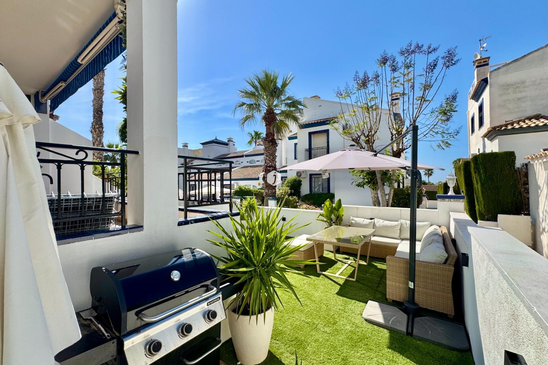 Tweedehands - Bungalow -
Orihuela Costa - Villamartín-las Filipinas