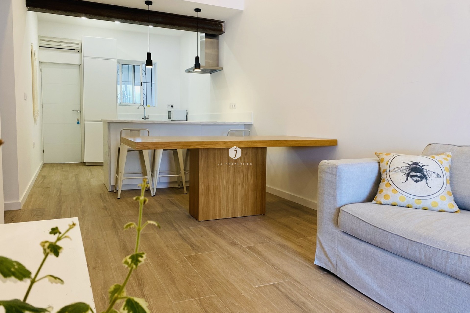 Tweedehands - Bungalow -
Playa Flamenca - Costa Blanca