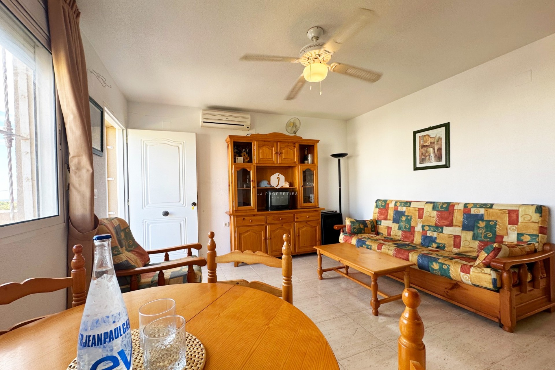 Tweedehands - Bungalow -
San Miguel de Salinas - Inland