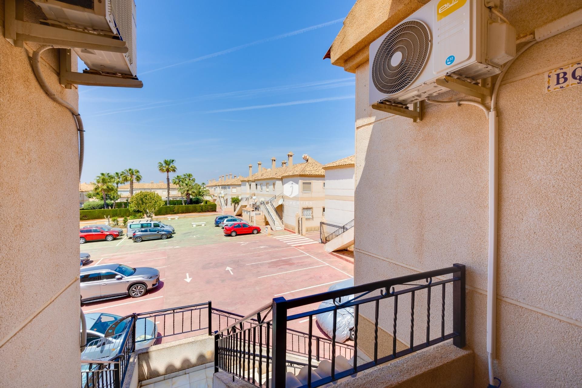 Tweedehands - Bungalow -
Torrevieja - aguas nuevas