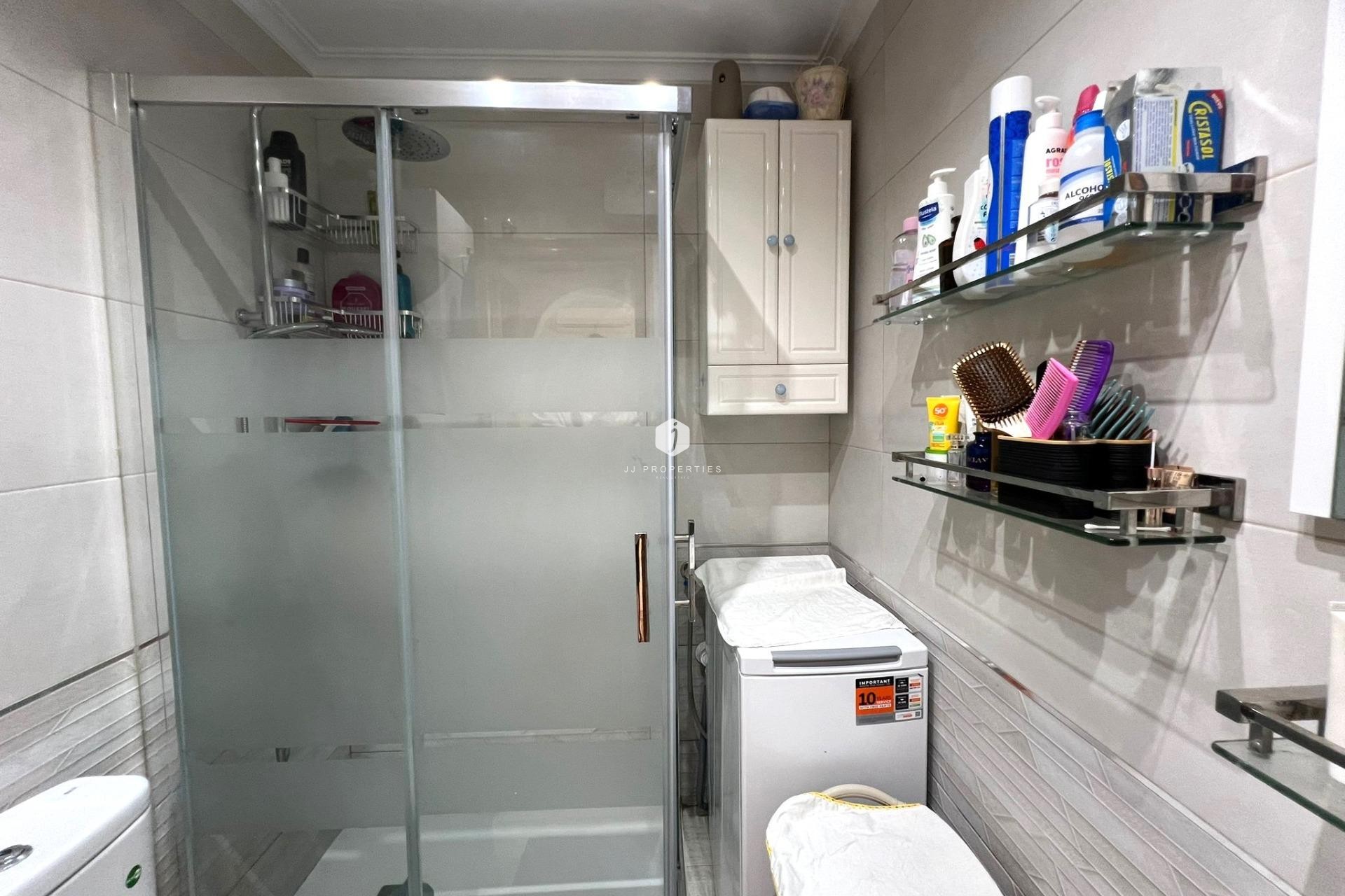 Tweedehands - Bungalow -
Torrevieja - aguas nuevas