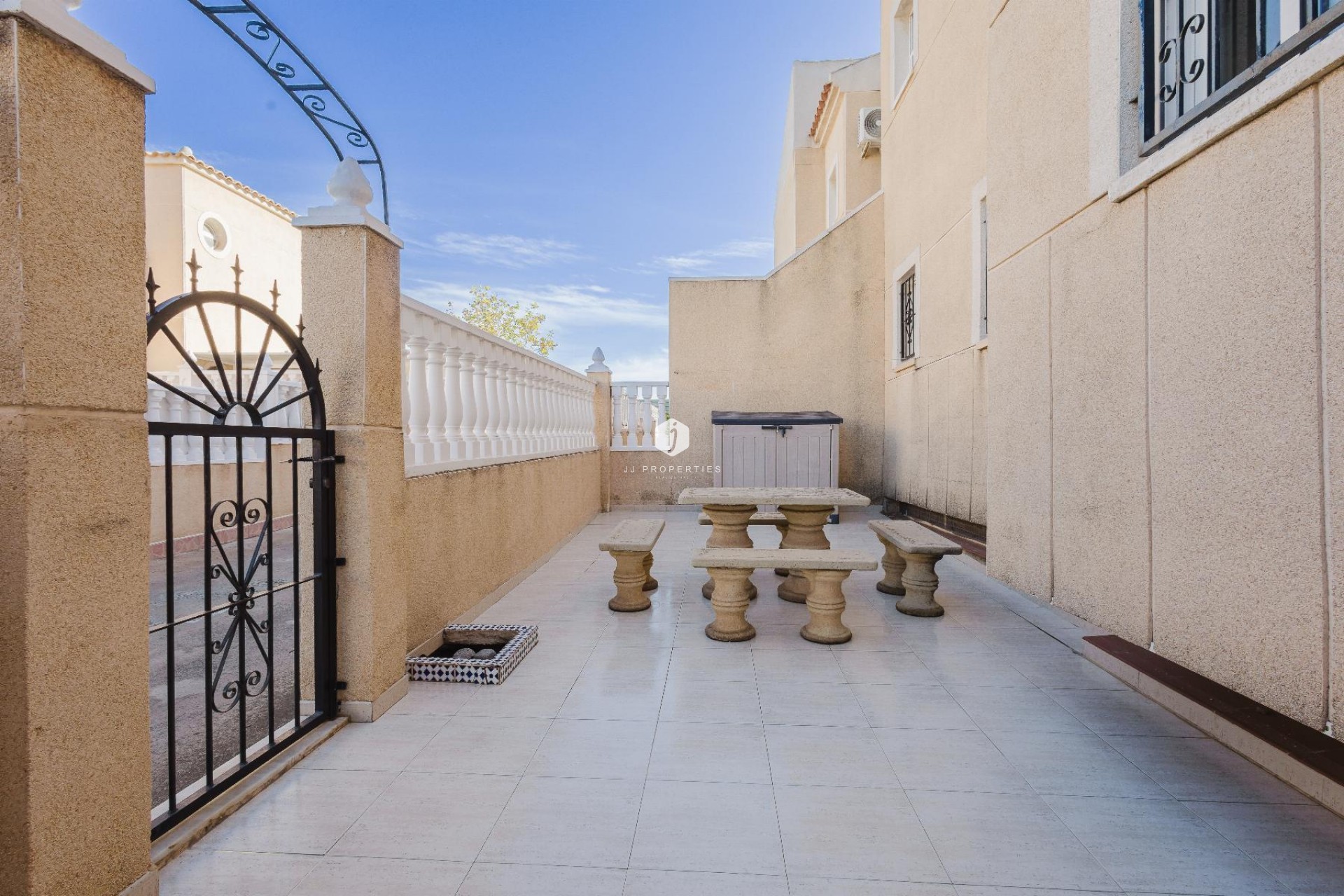 Tweedehands - Bungalow -
Torrevieja - Costa Blanca