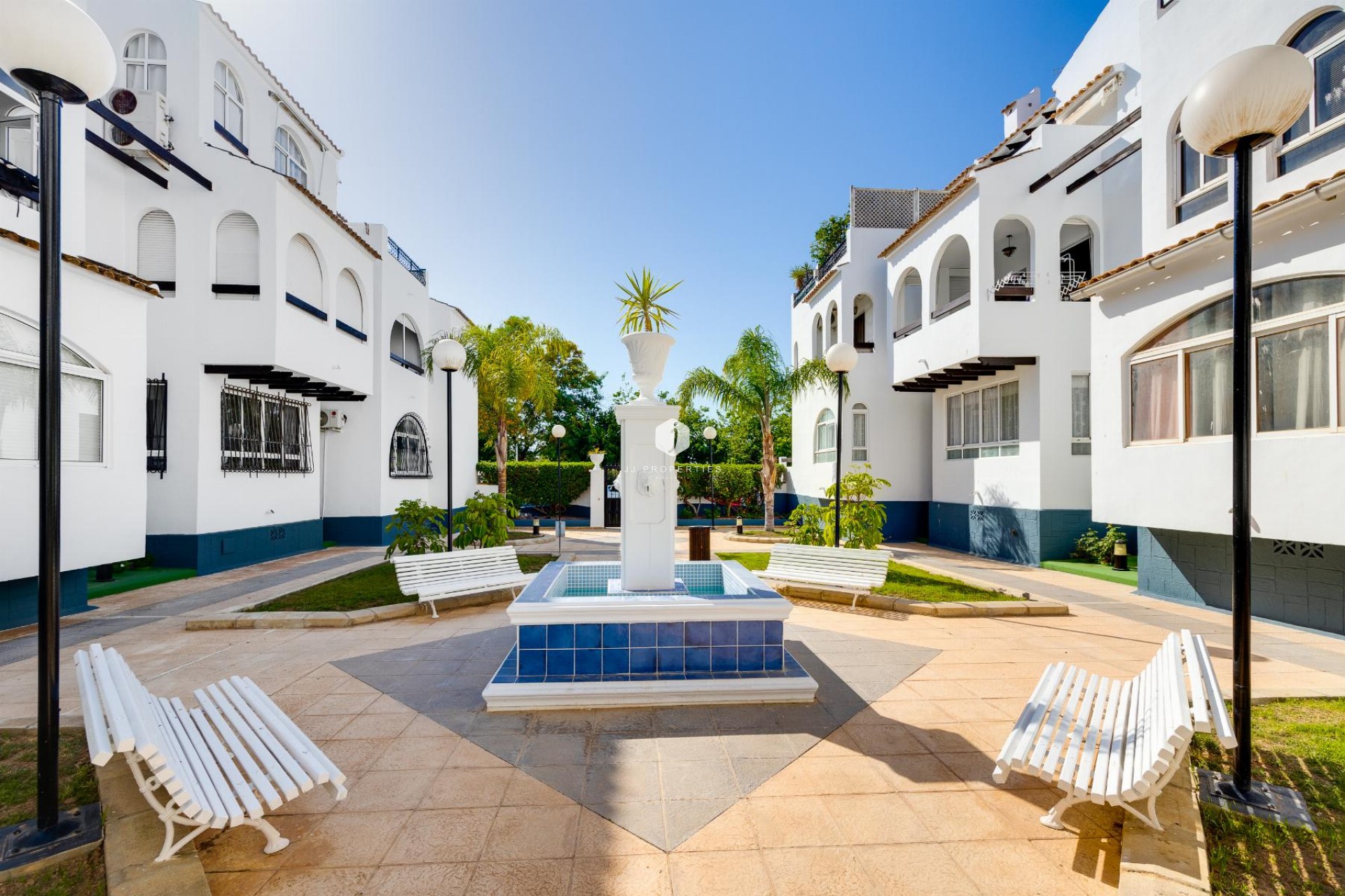 Tweedehands - Bungalow -
Torrevieja - Costa Blanca