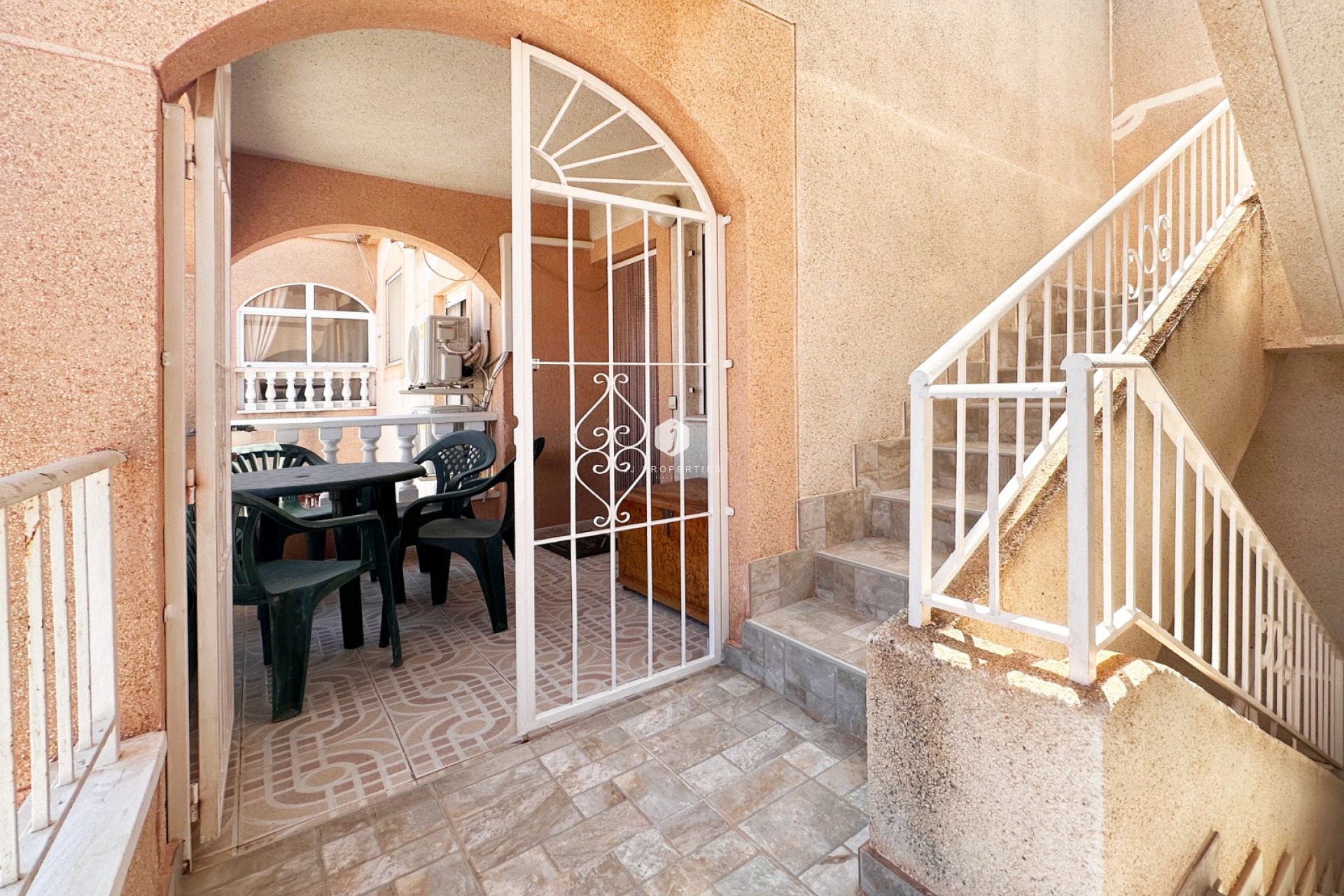 Tweedehands - Bungalow -
Torrevieja - Costa Blanca