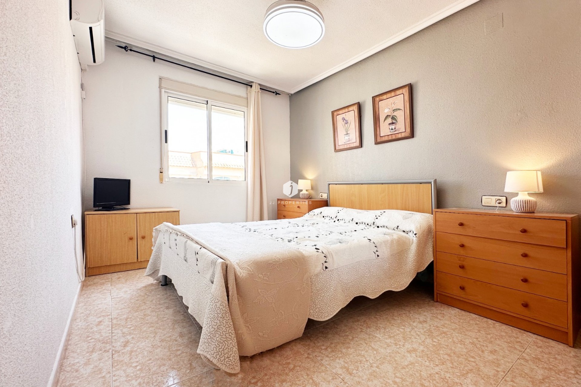 Tweedehands - Bungalow -
Torrevieja - Costa Blanca